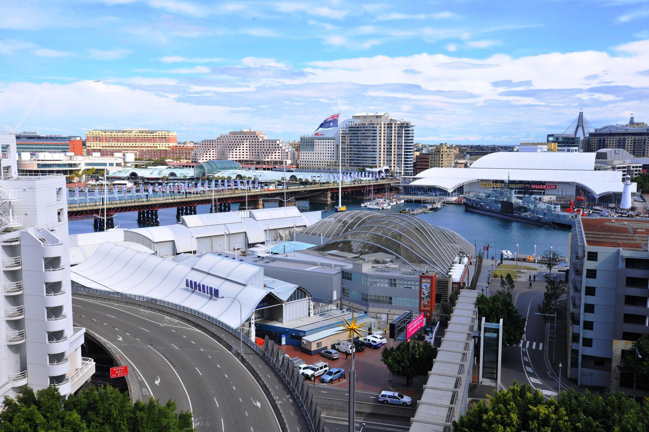 Metro Apartments on Darling Harbour