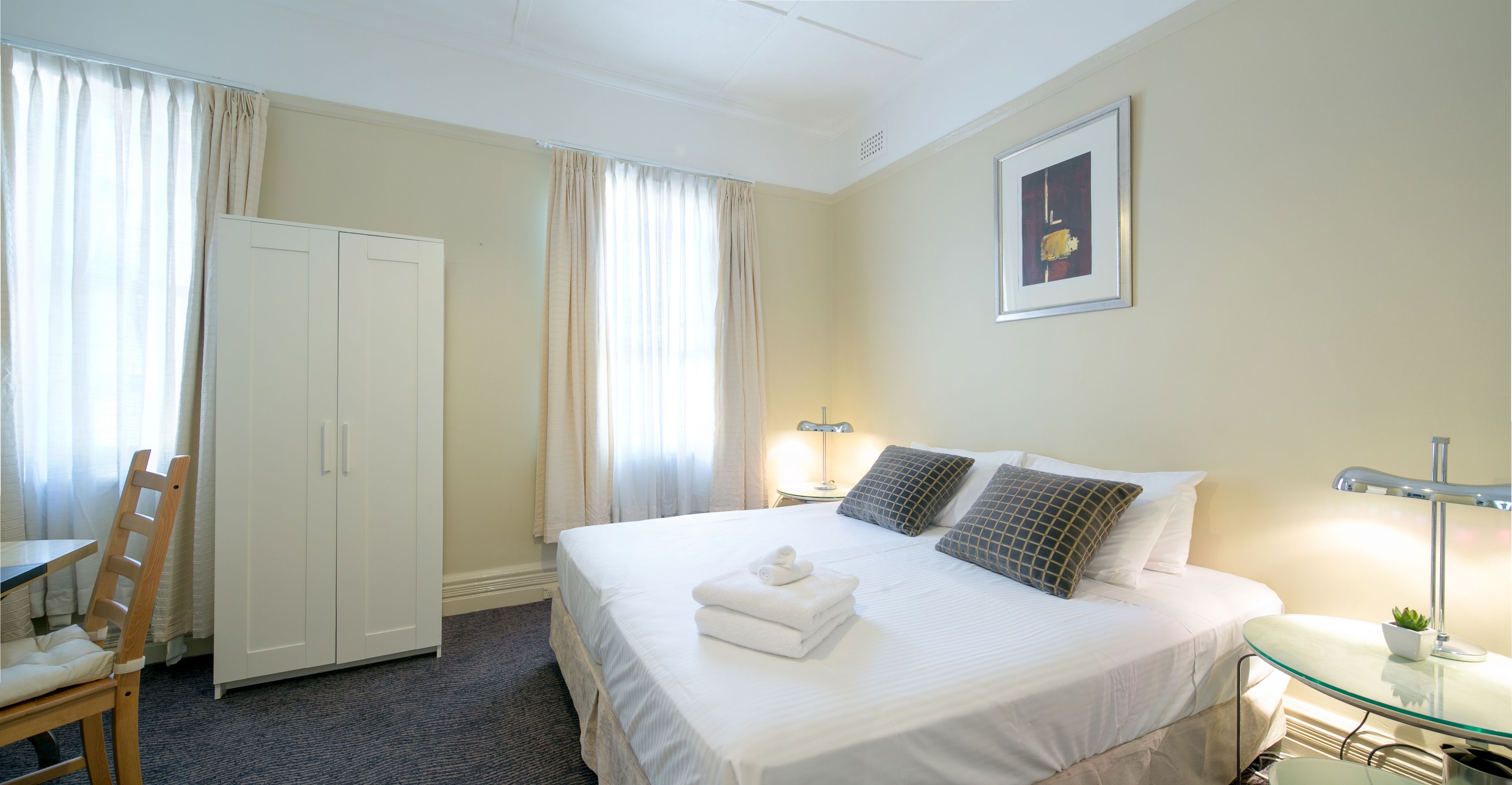 Neutral Bay Lodge