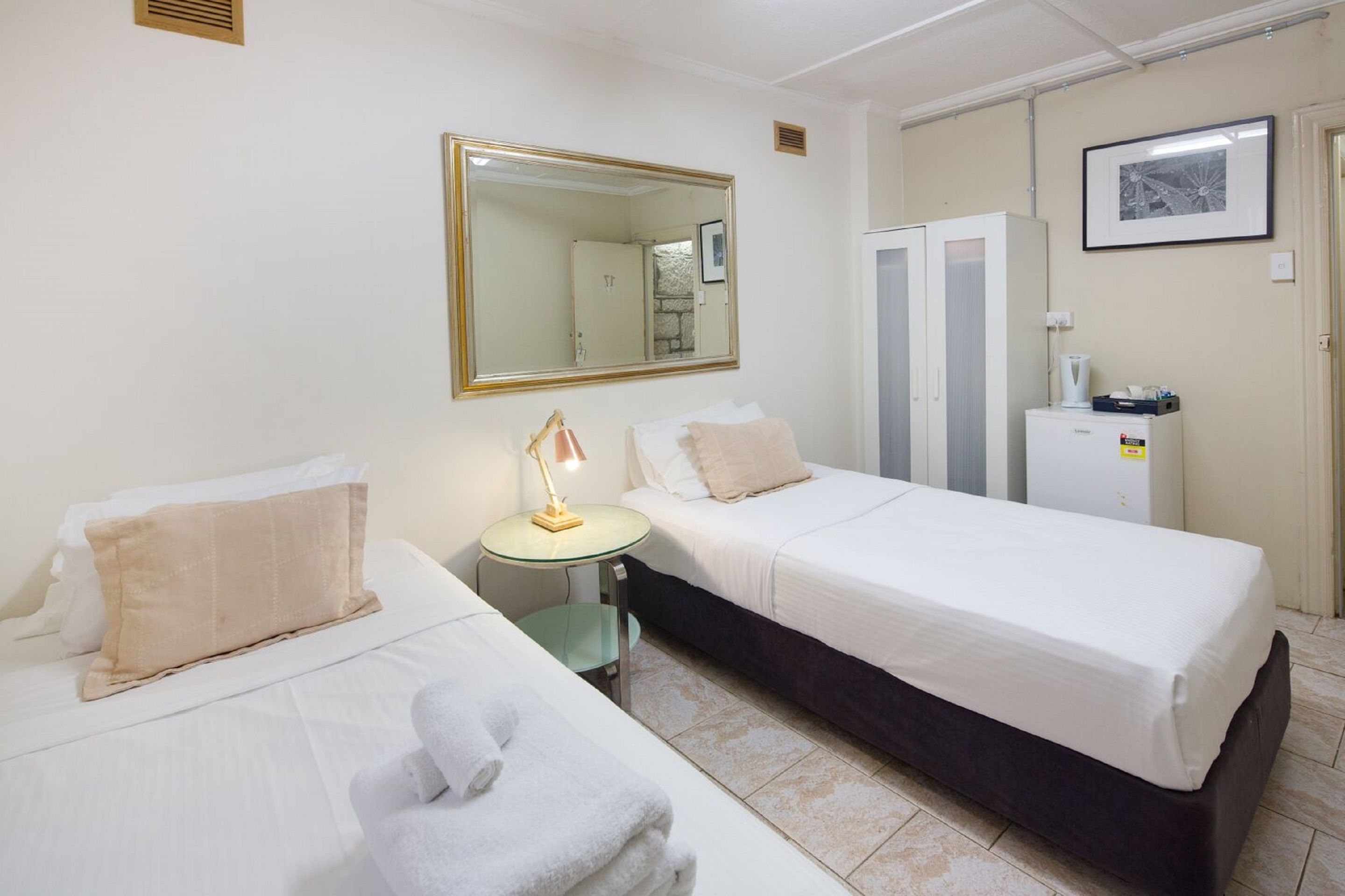 Neutral Bay Lodge