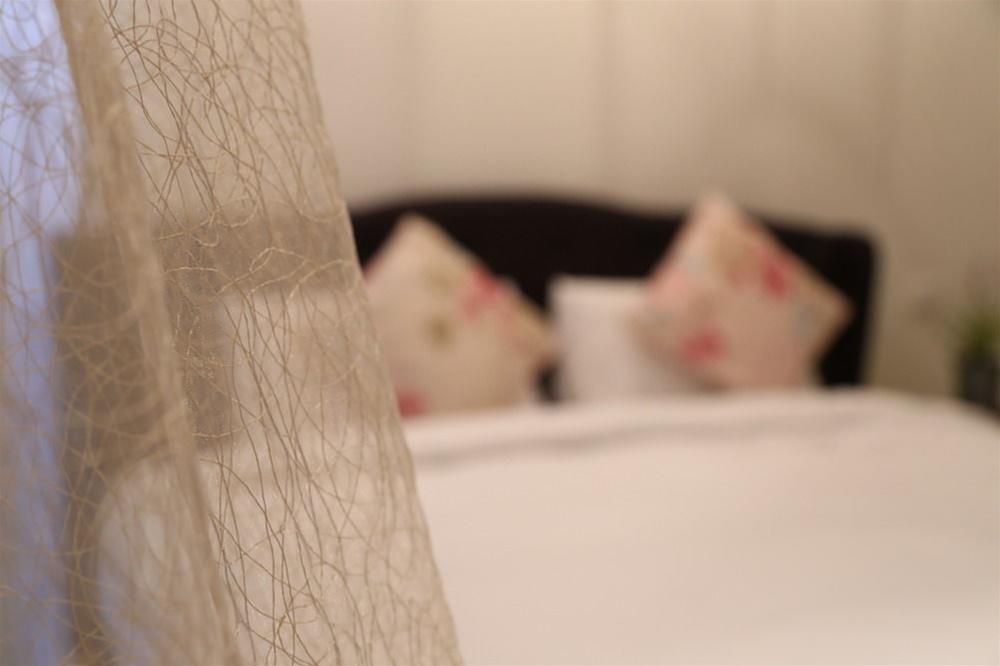 Sydney RiseOn Hotel