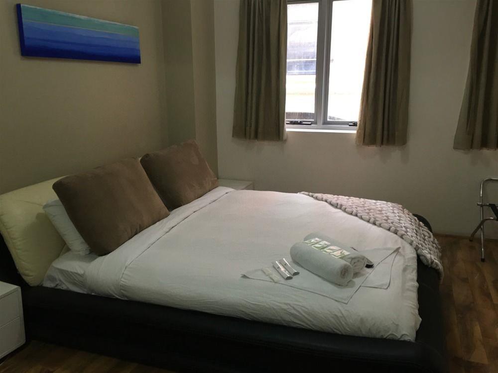 Sydney RiseOn Hotel