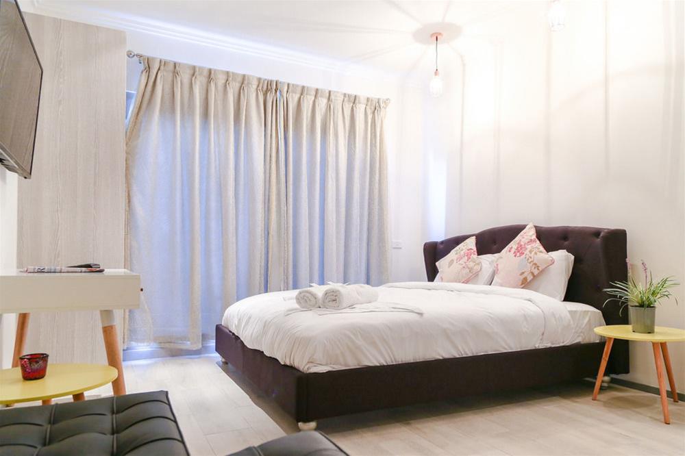 Sydney RiseOn Hotel