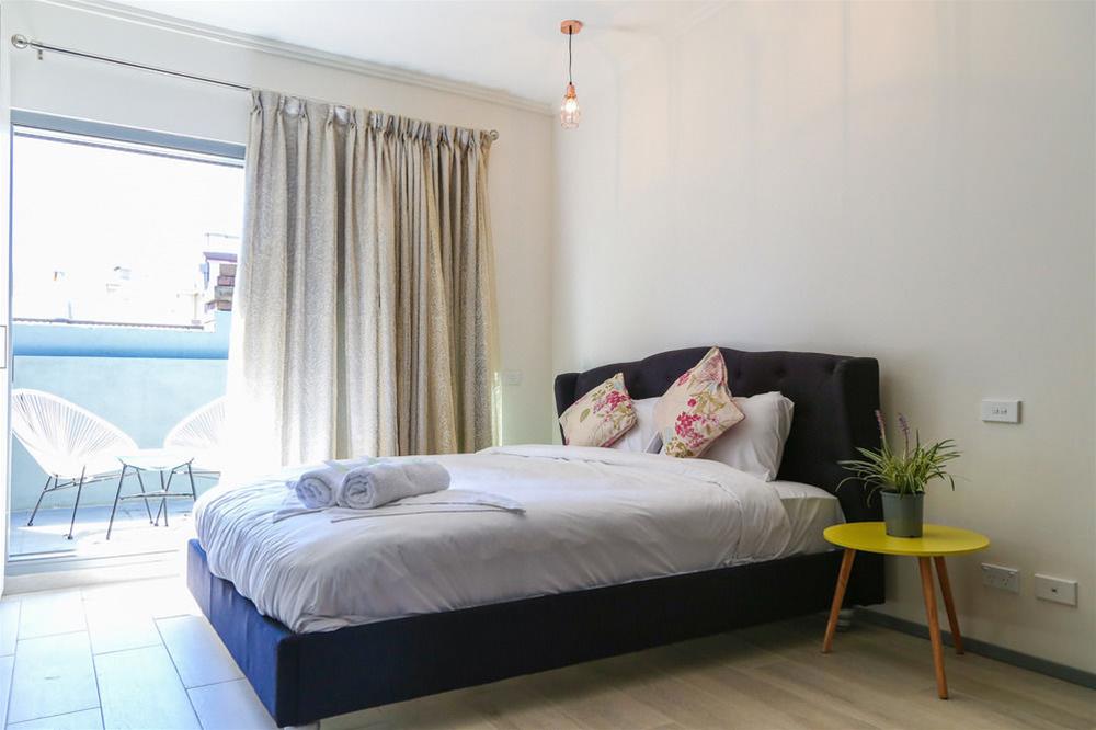 Sydney RiseOn Hotel