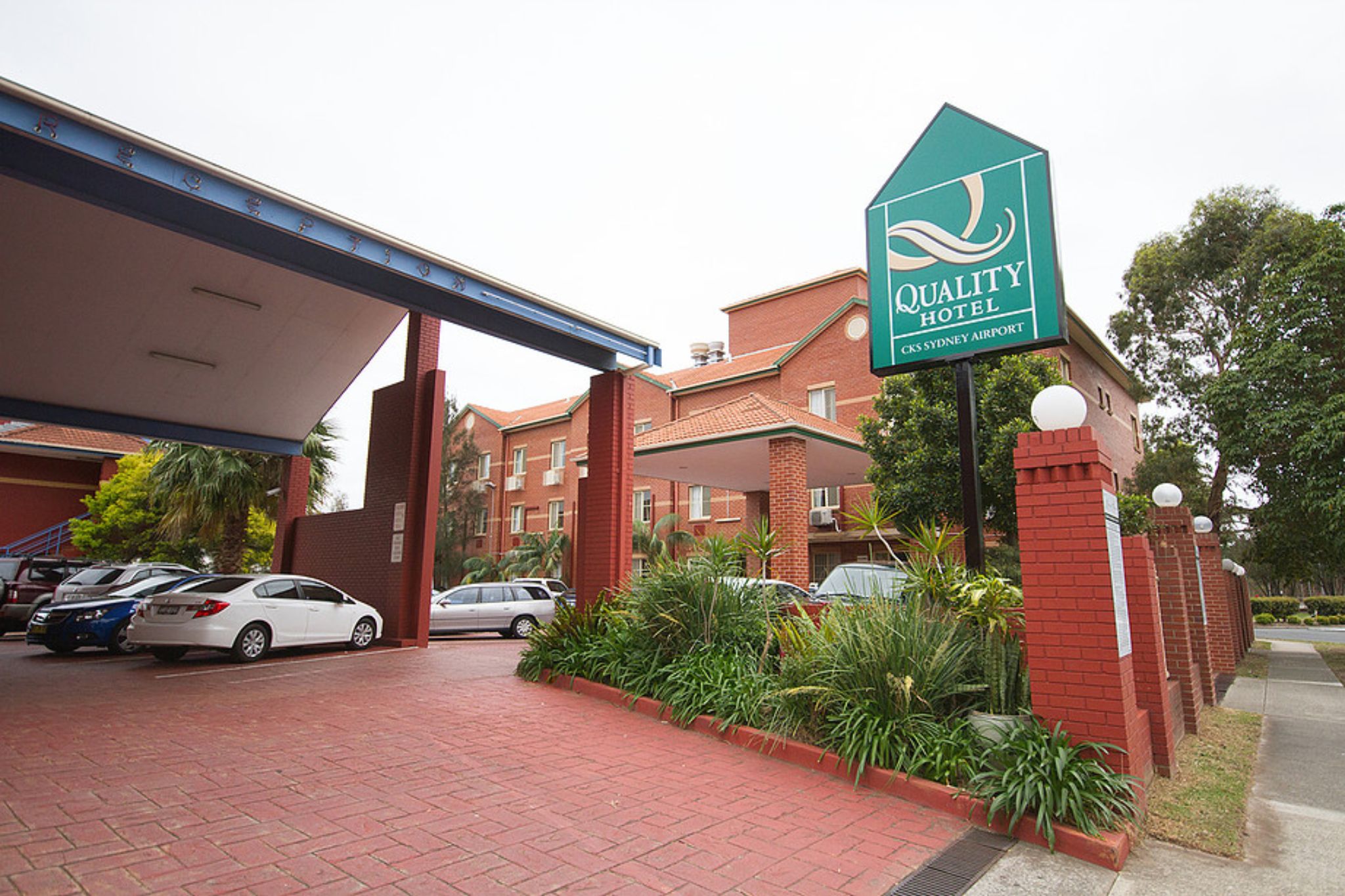 Quality Hotel CKS Sydney Airport