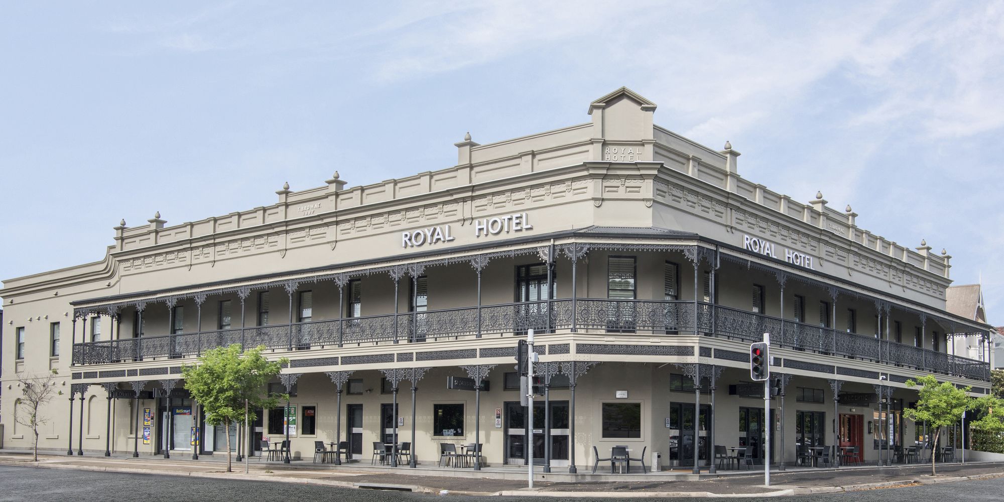 Royal Hotel