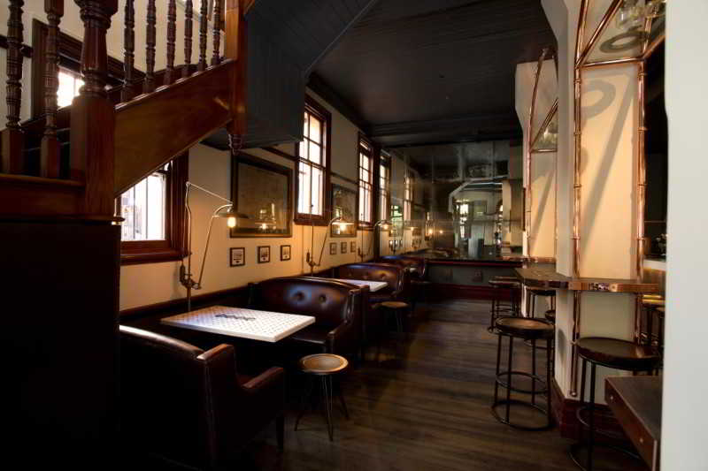 Russell Hotel