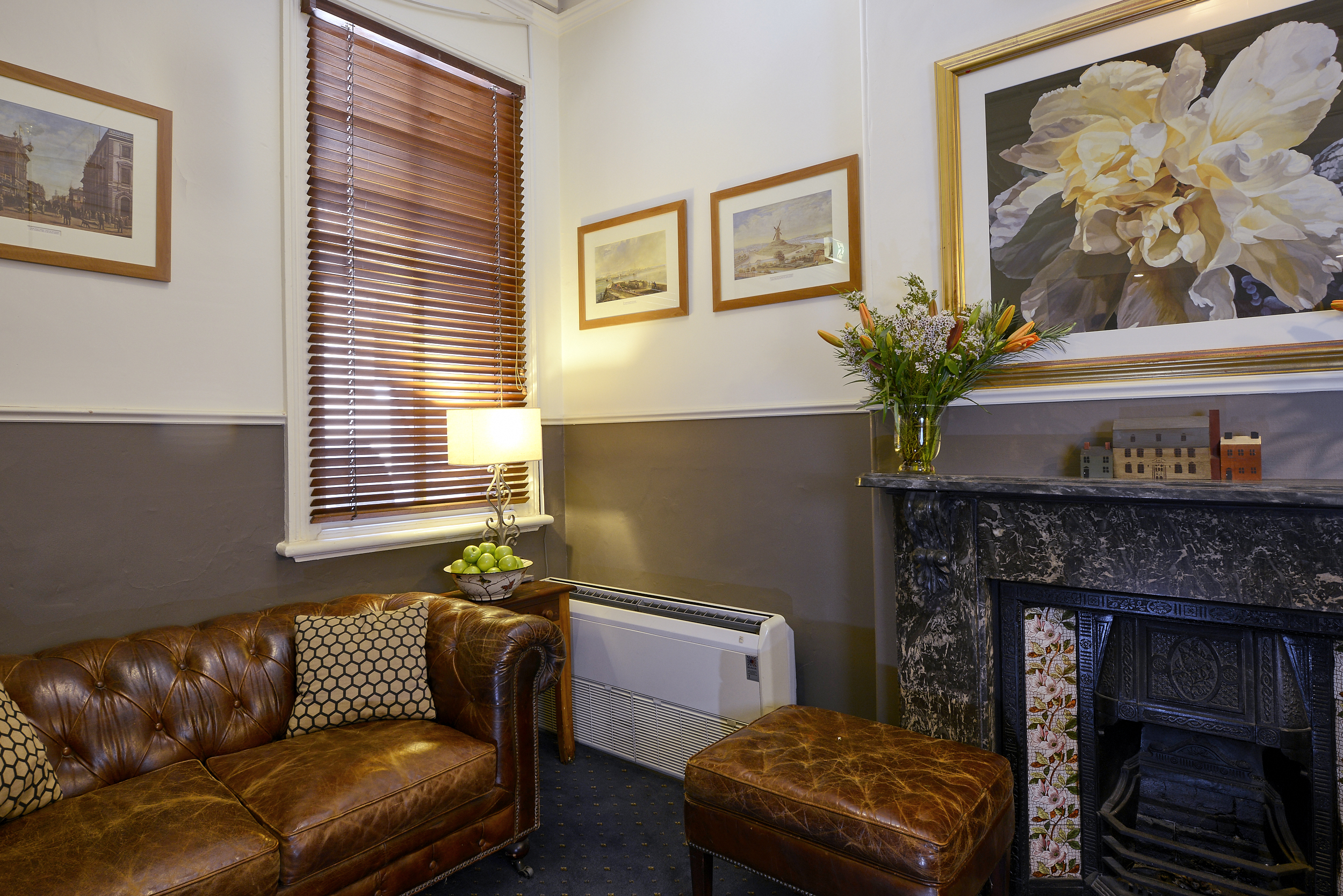 Russell Hotel