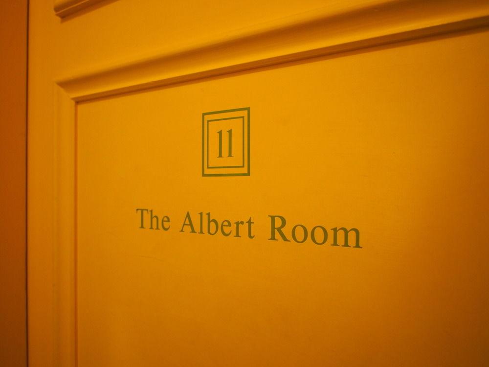 Simpsons Of Potts Point