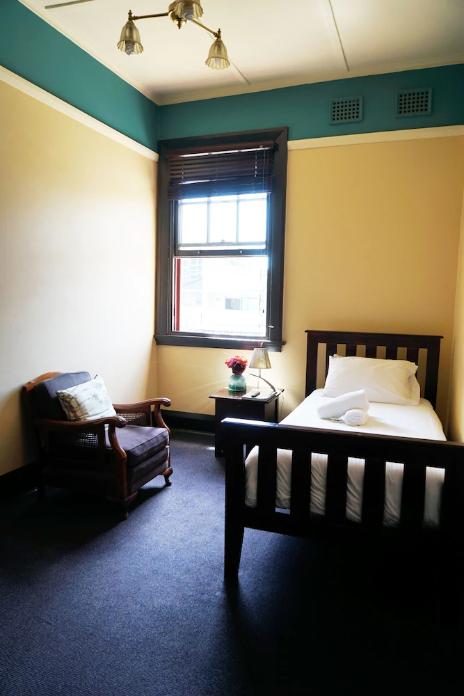 Sir Joseph Banks Hotel