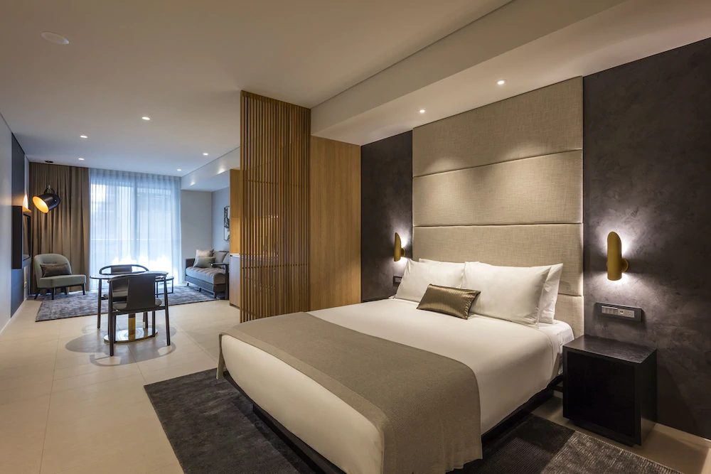 Skye Suites