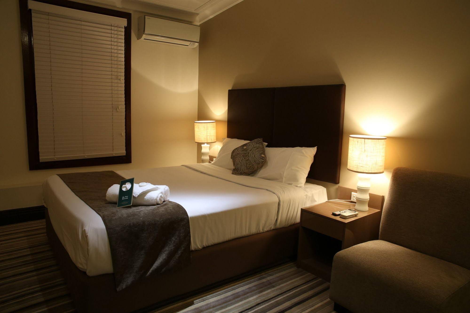 Southern Cross Hotel