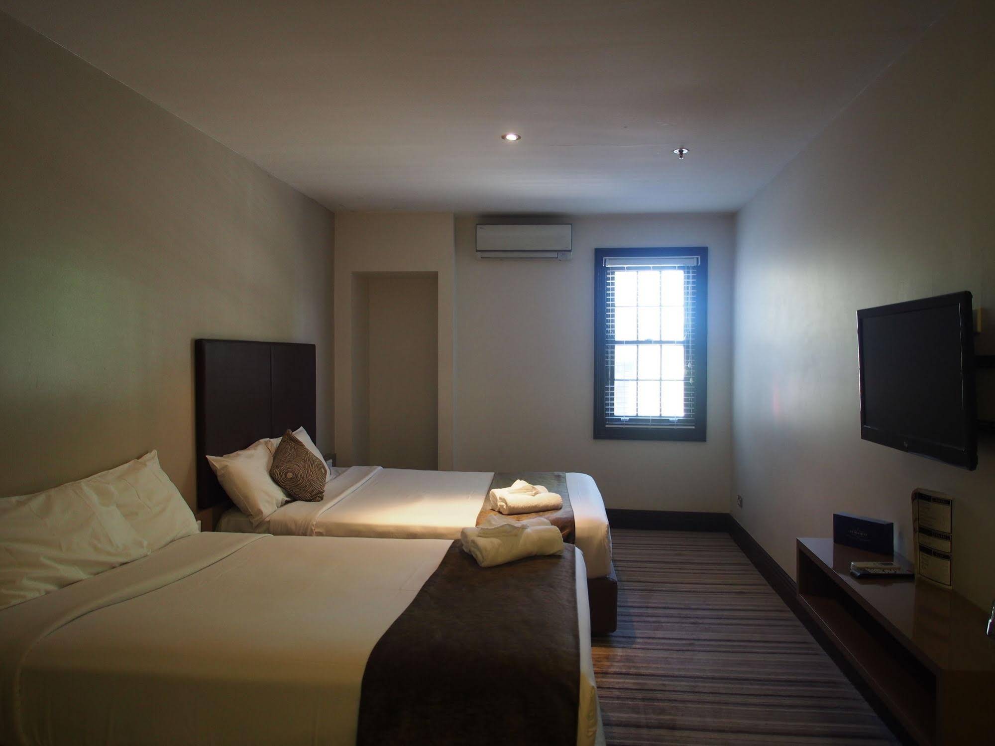 Southern Cross Hotel