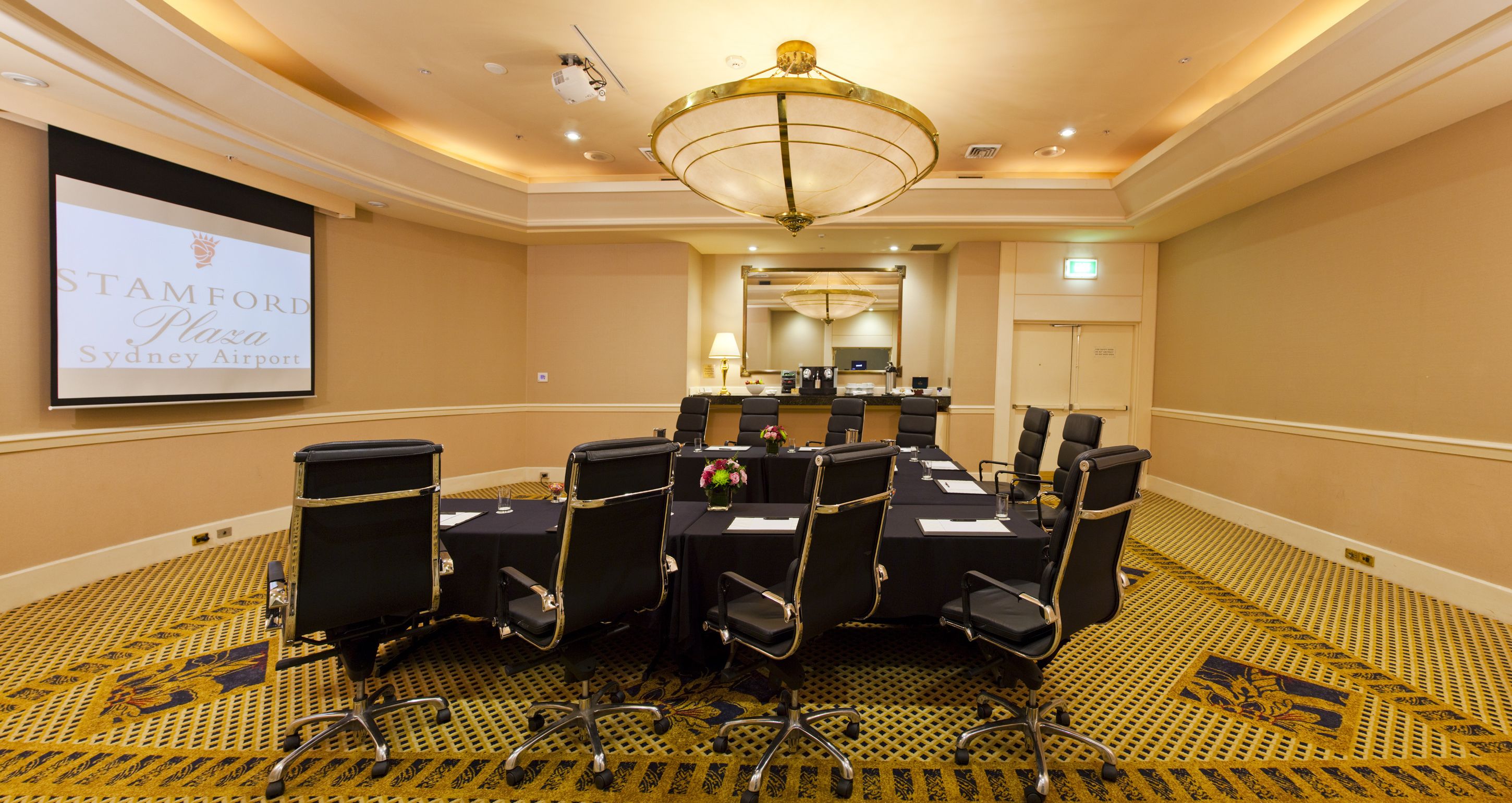 Stamford Plaza Sydney Airport
