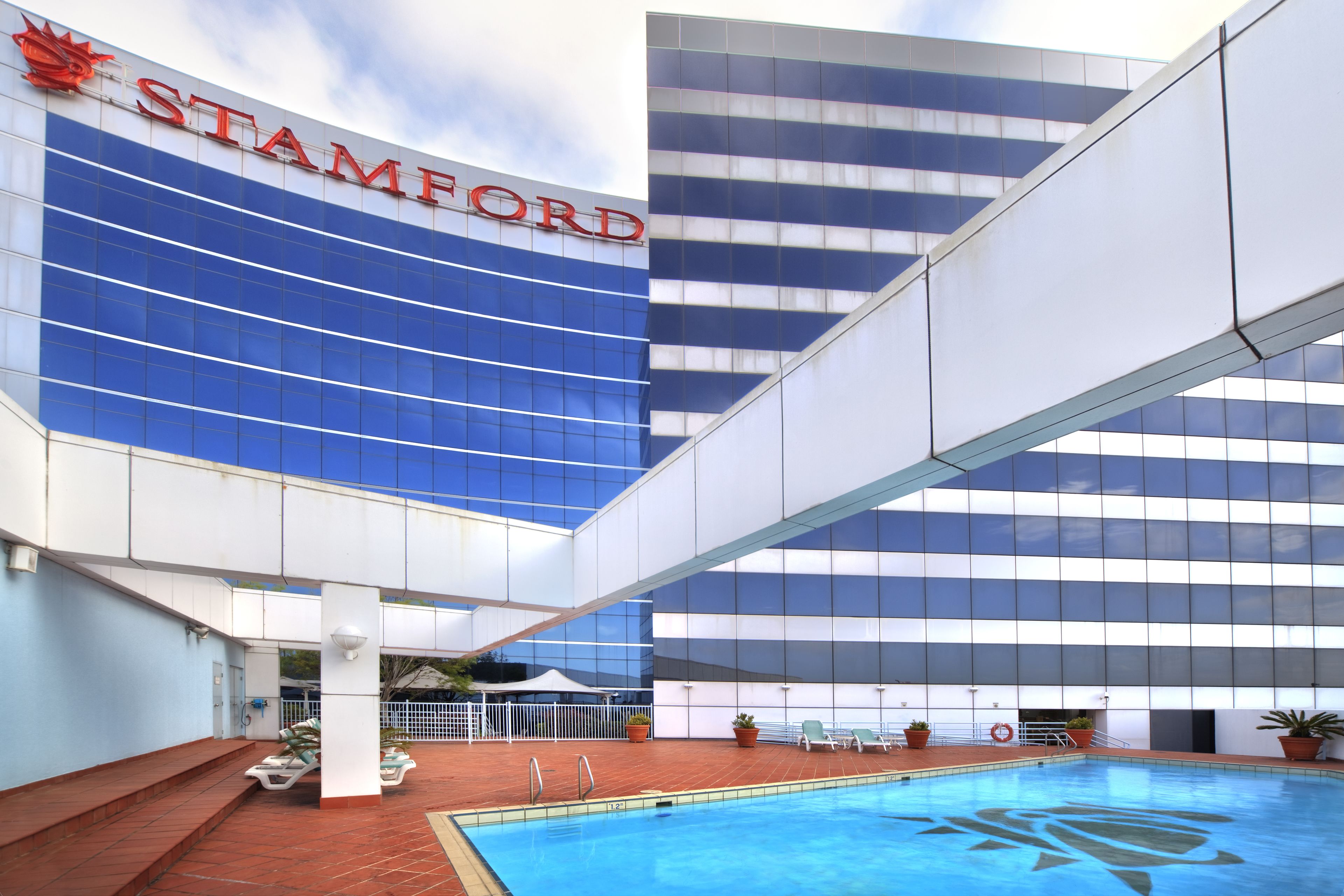 Stamford Plaza Sydney Airport
