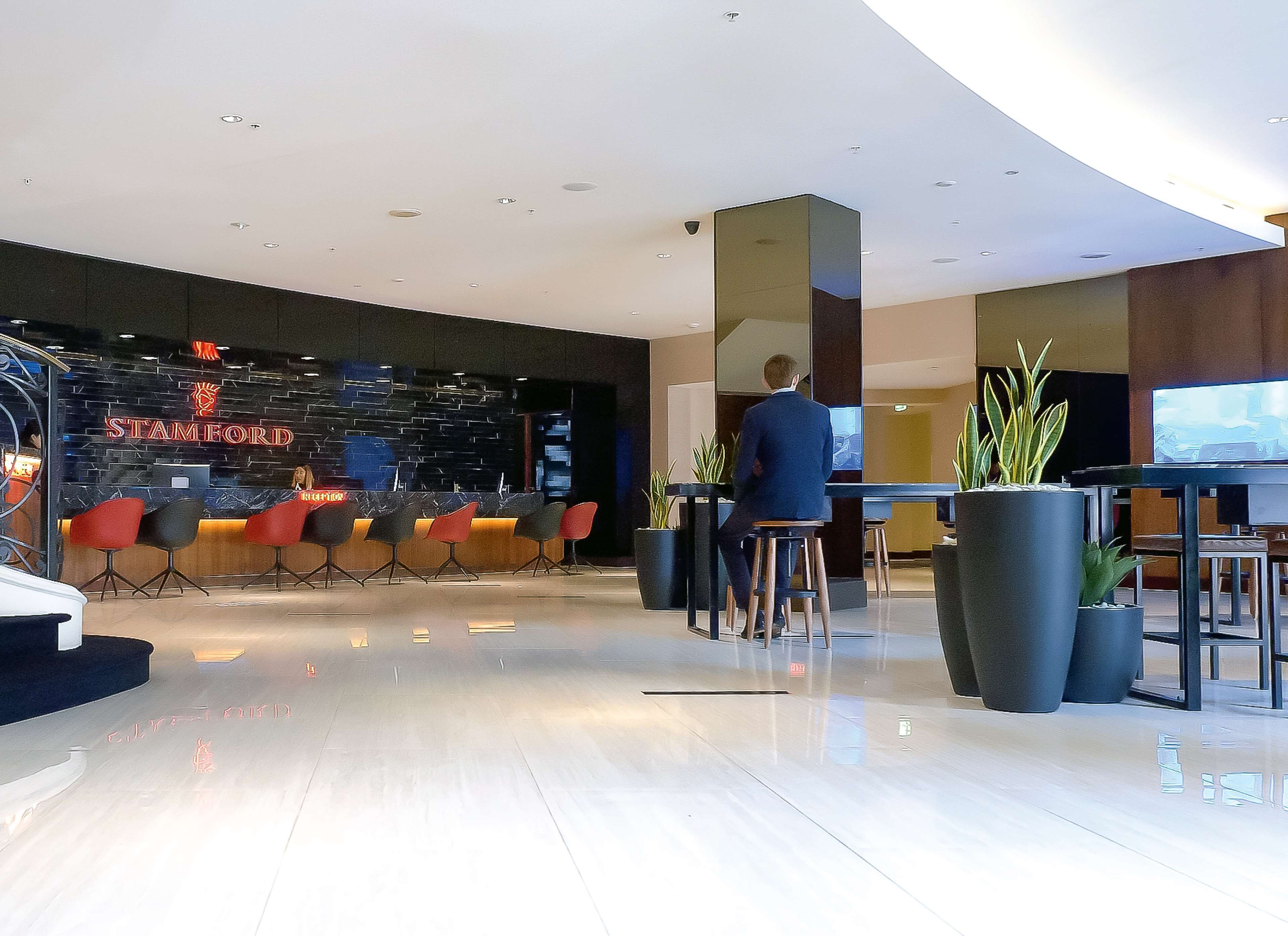 Stamford Plaza Sydney Airport