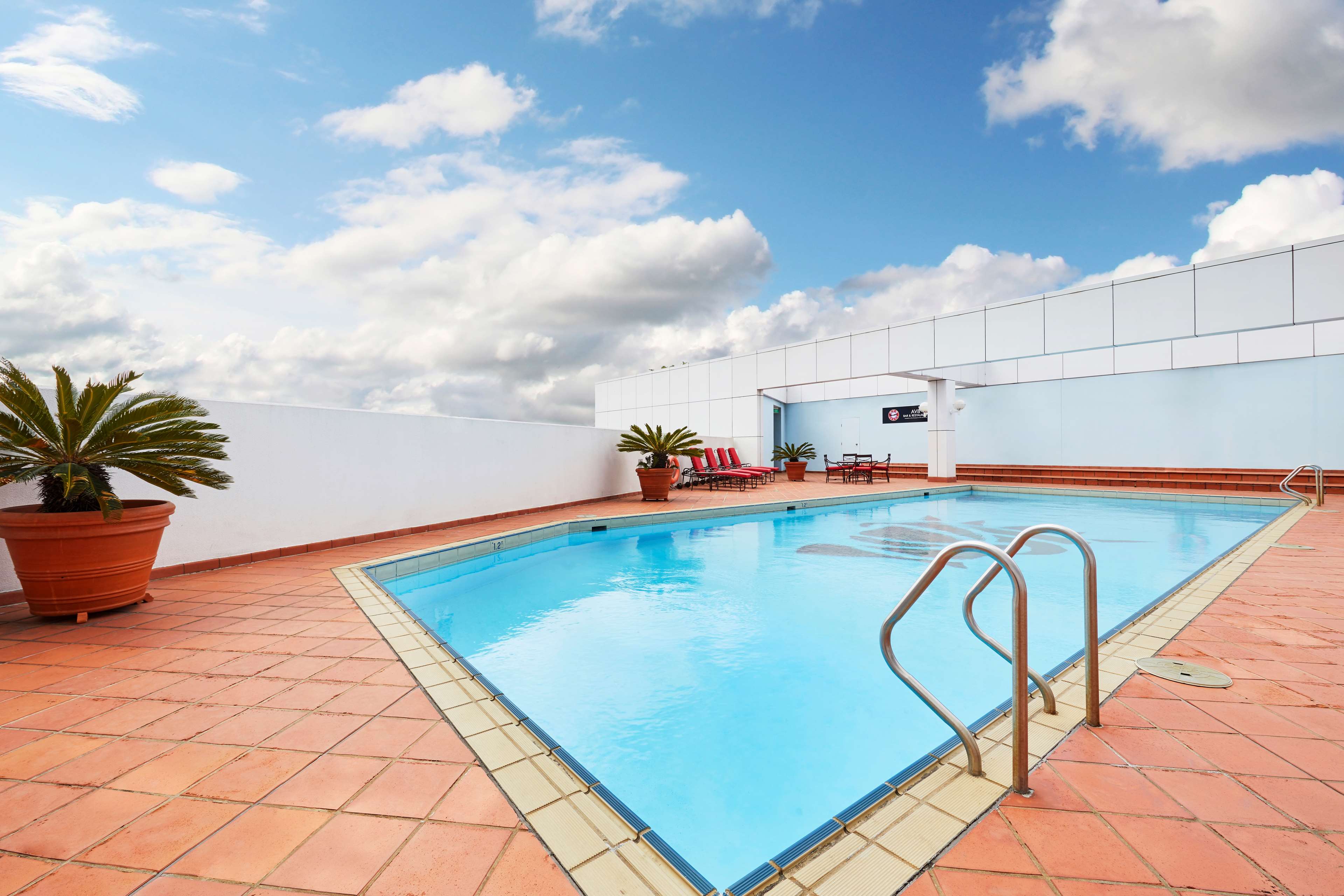 Stamford Plaza Sydney Airport