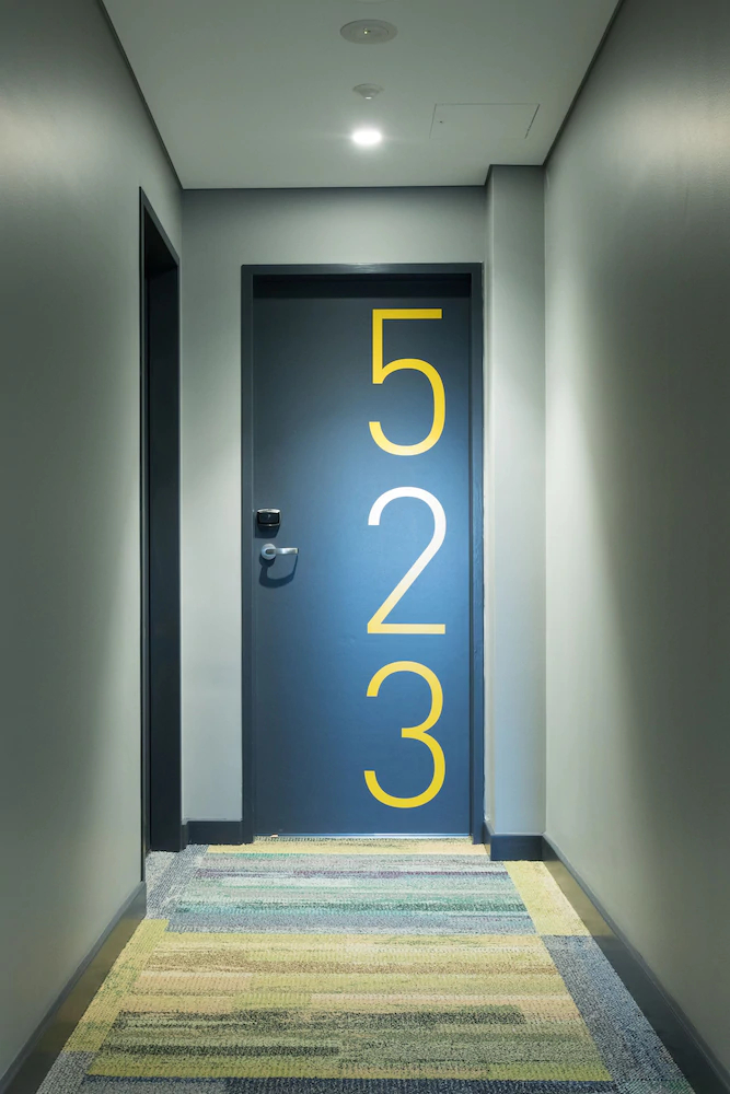 Studio 8 Residences