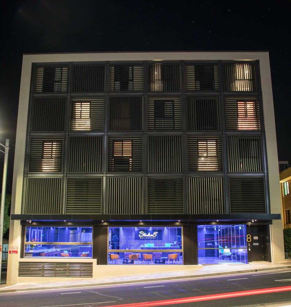Studio 8 Residences