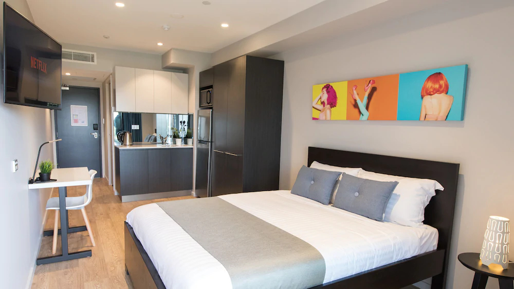 Studio 8 Residences