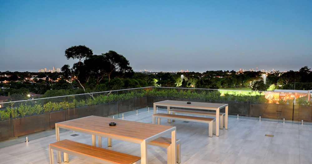 Studio 8 Residences