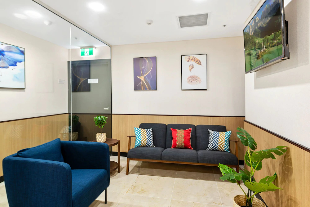 YEHS Hotel Sydney QVB