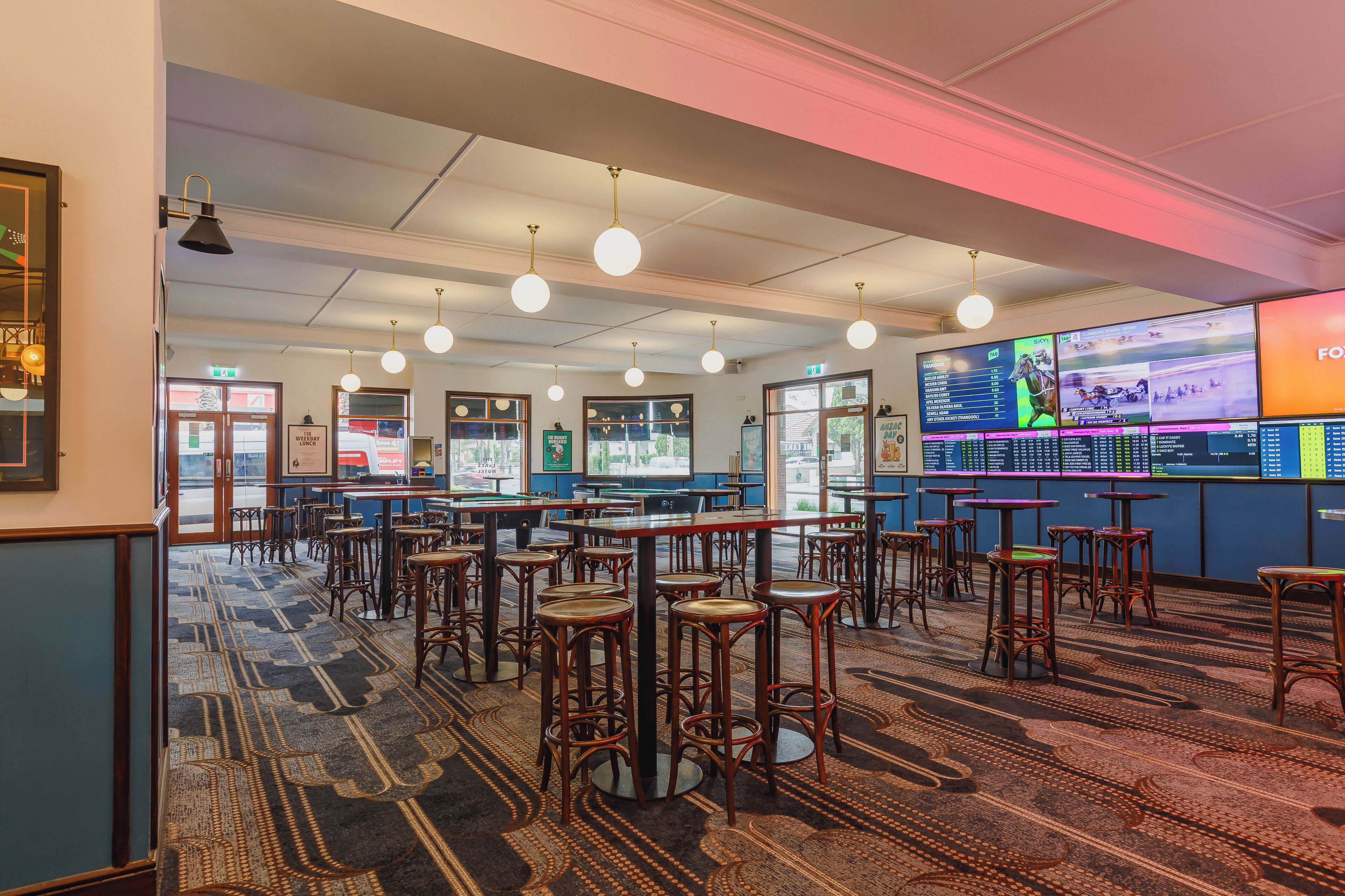 The Lakes Hotel Rosebery