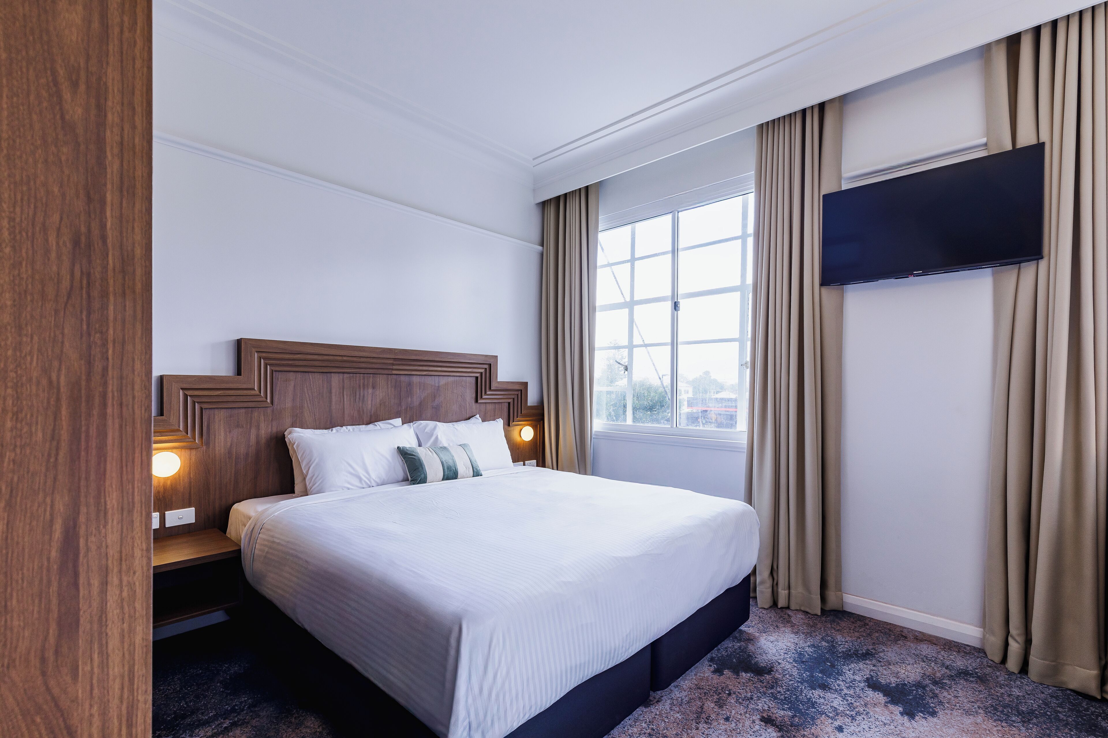 The Lakes Hotel Rosebery