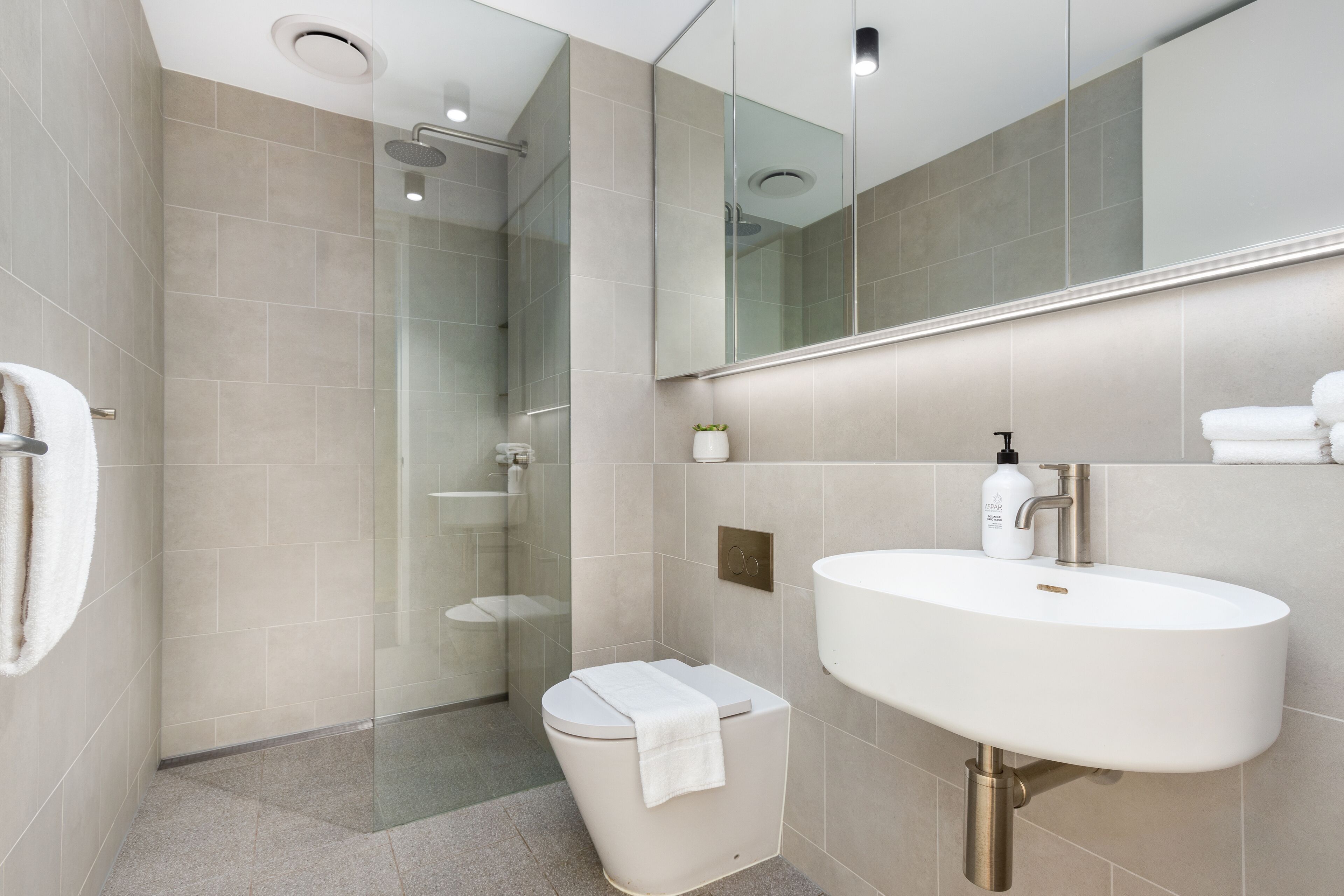 The Surry Apartments by Urban Rest