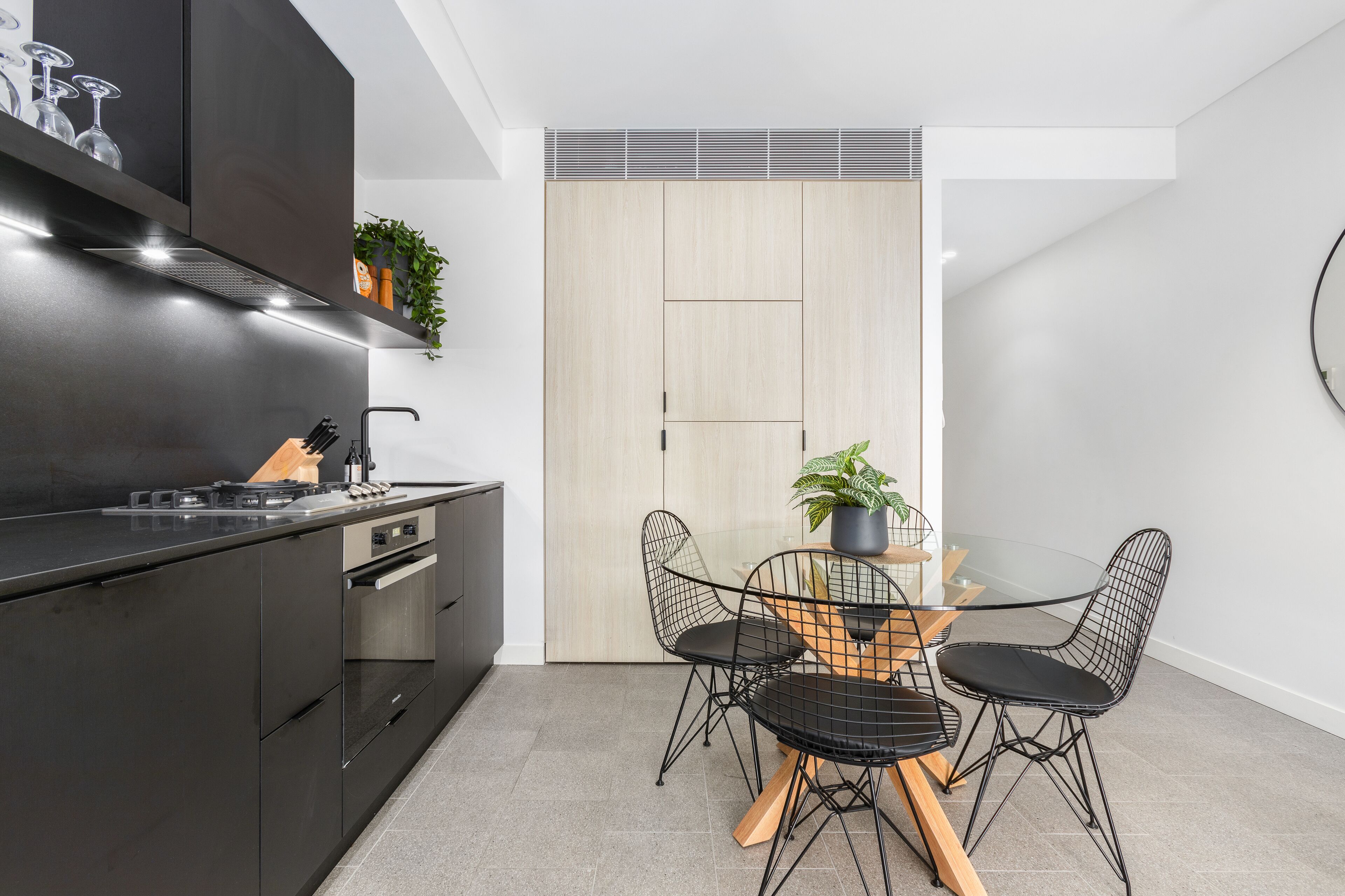 The Surry Apartments by Urban Rest