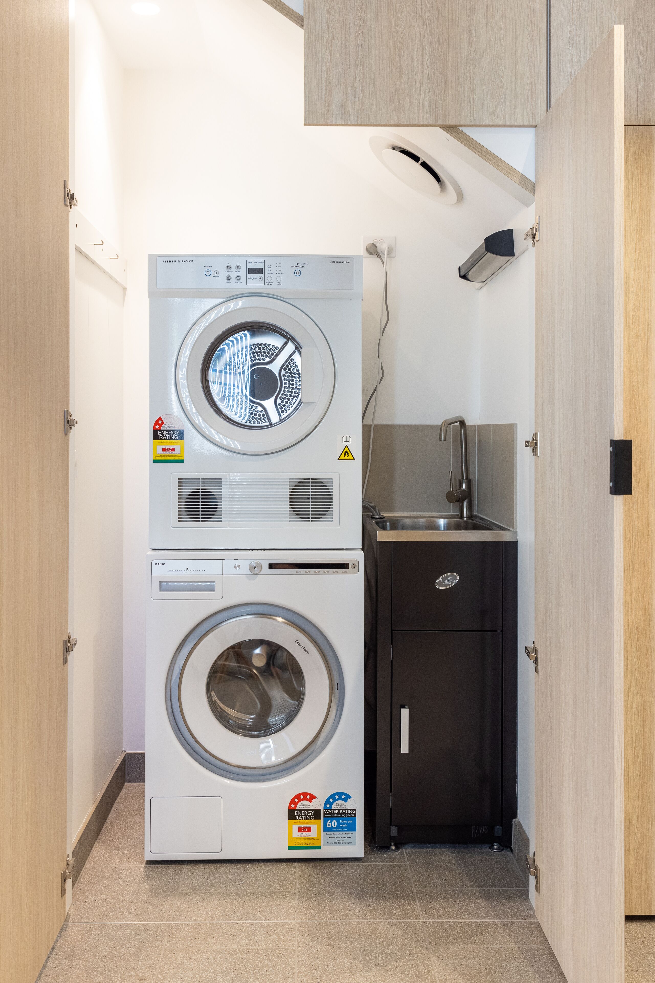 The Surry Apartments by Urban Rest