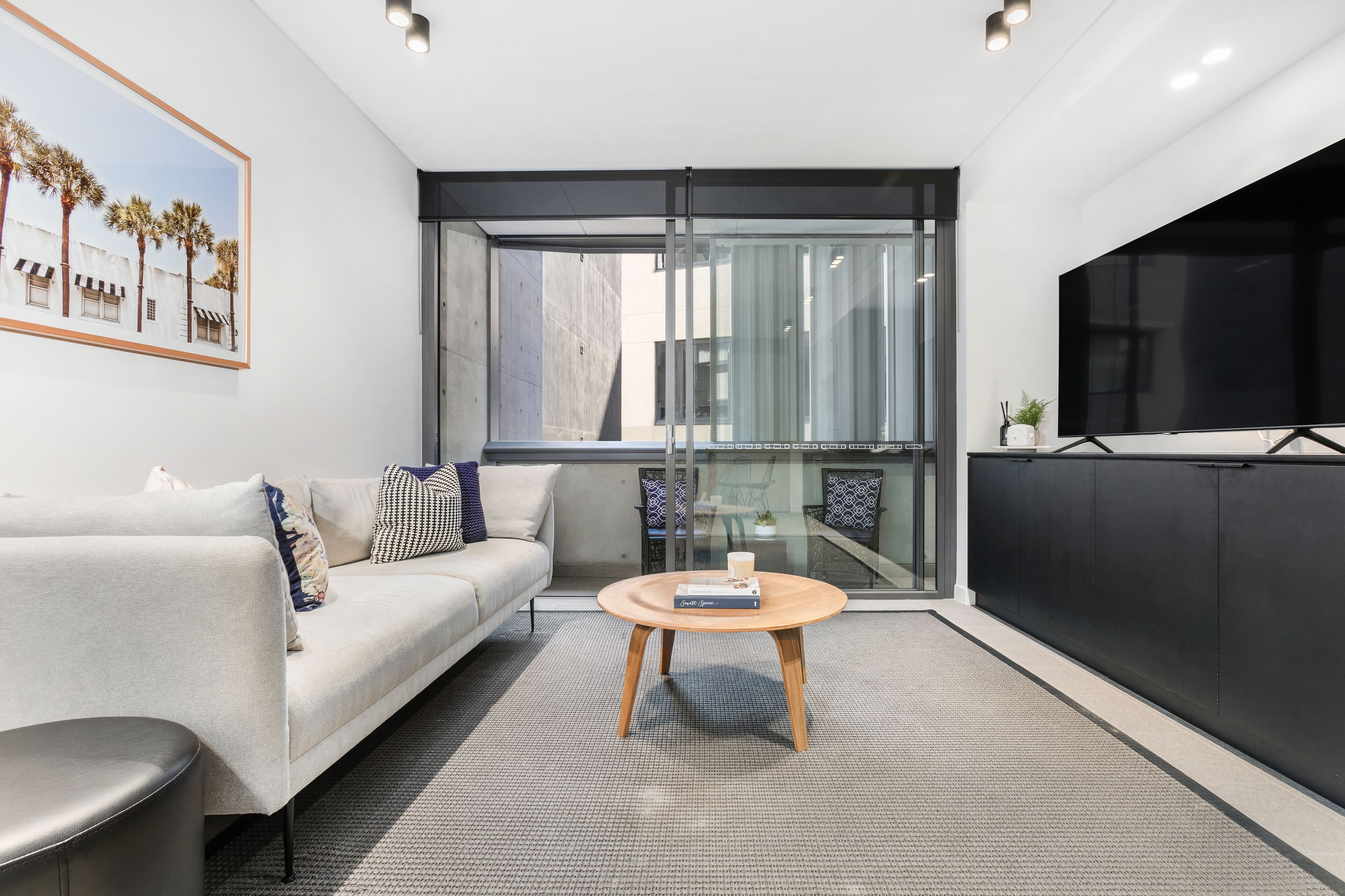 The Surry Apartments by Urban Rest