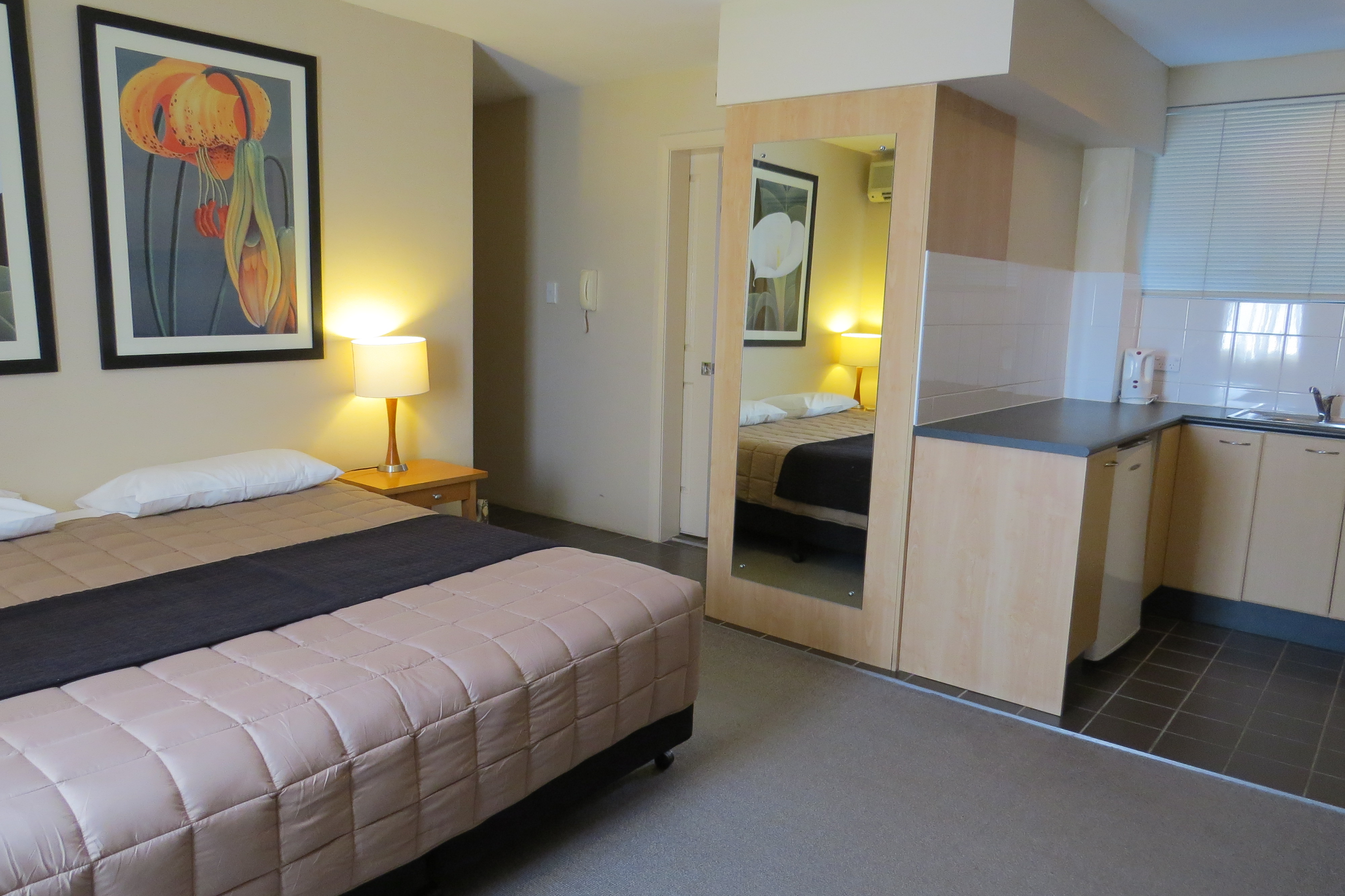 Waldorf Drummoyne Serviced Apartments