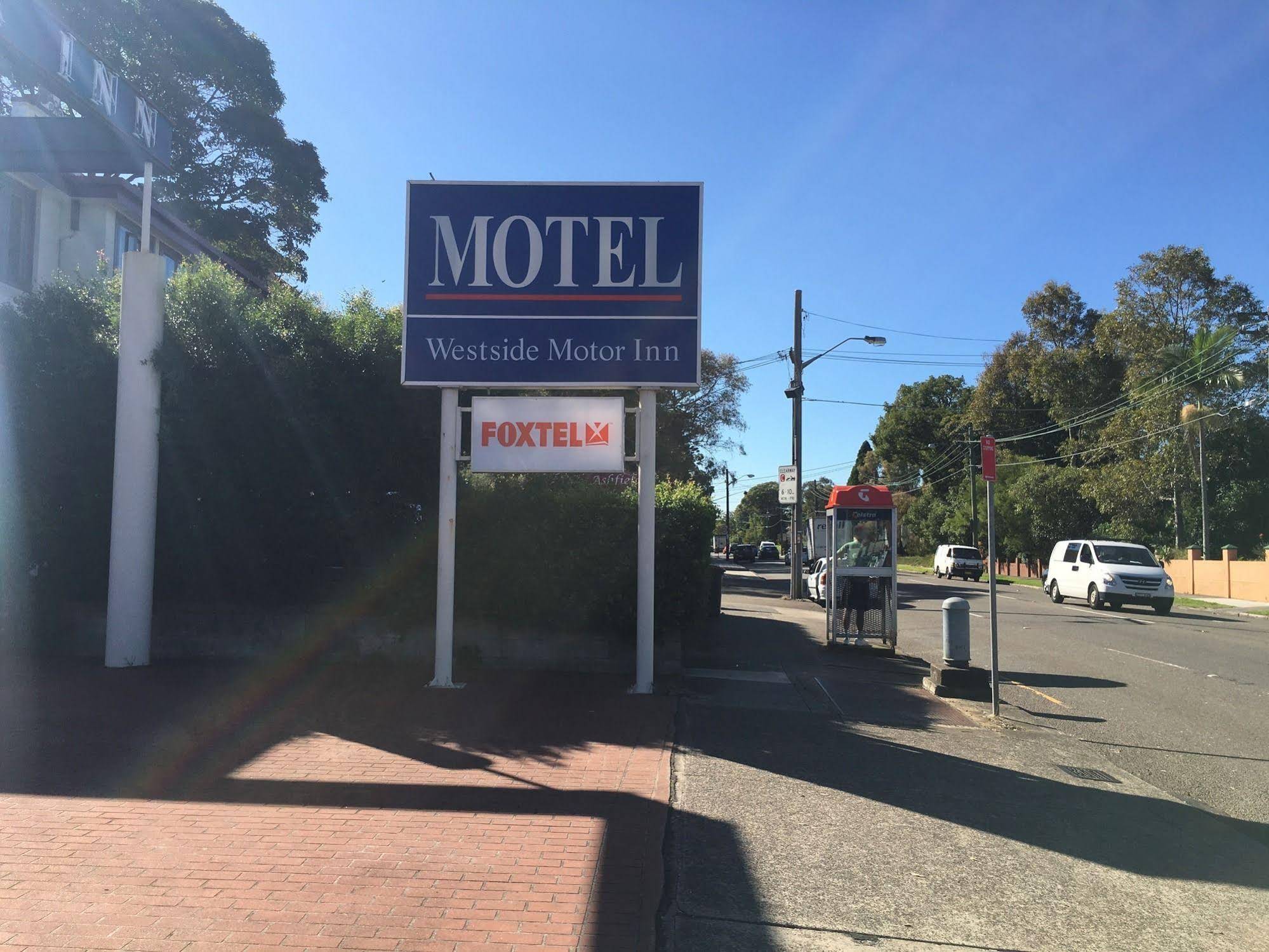 Westside Motor Inn