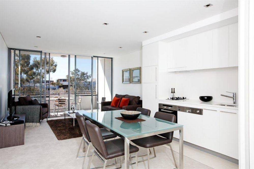 Wyndel Apartments - Clarke Street
