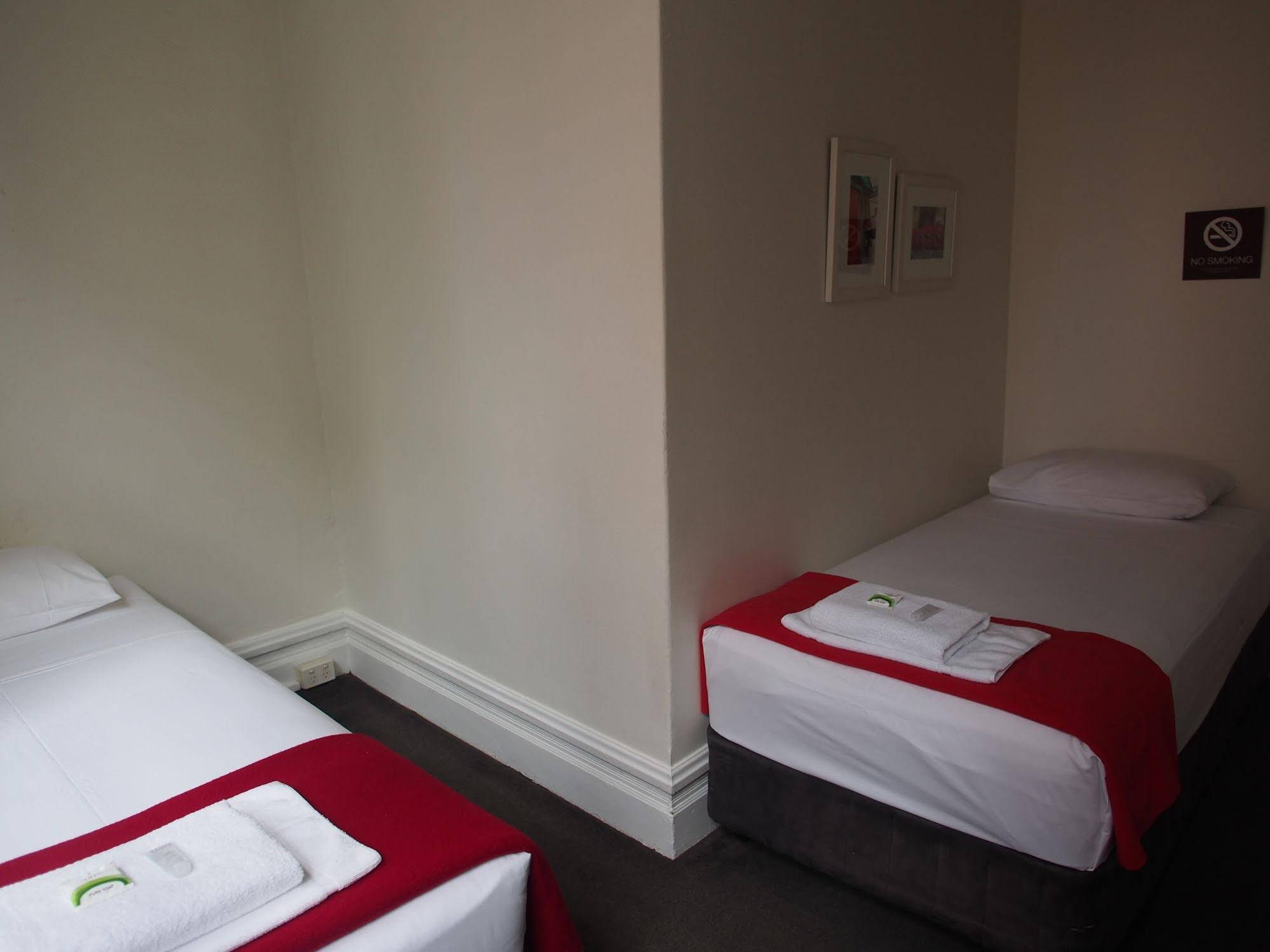 Wynyard Hotel, Sydney