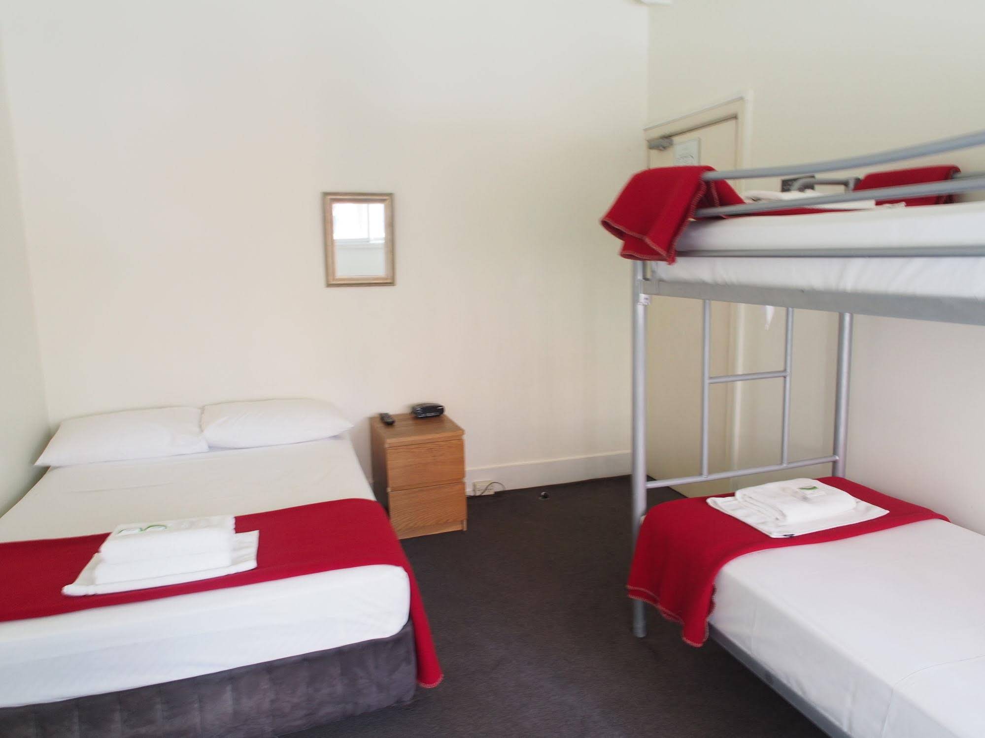 Wynyard Hotel, Sydney