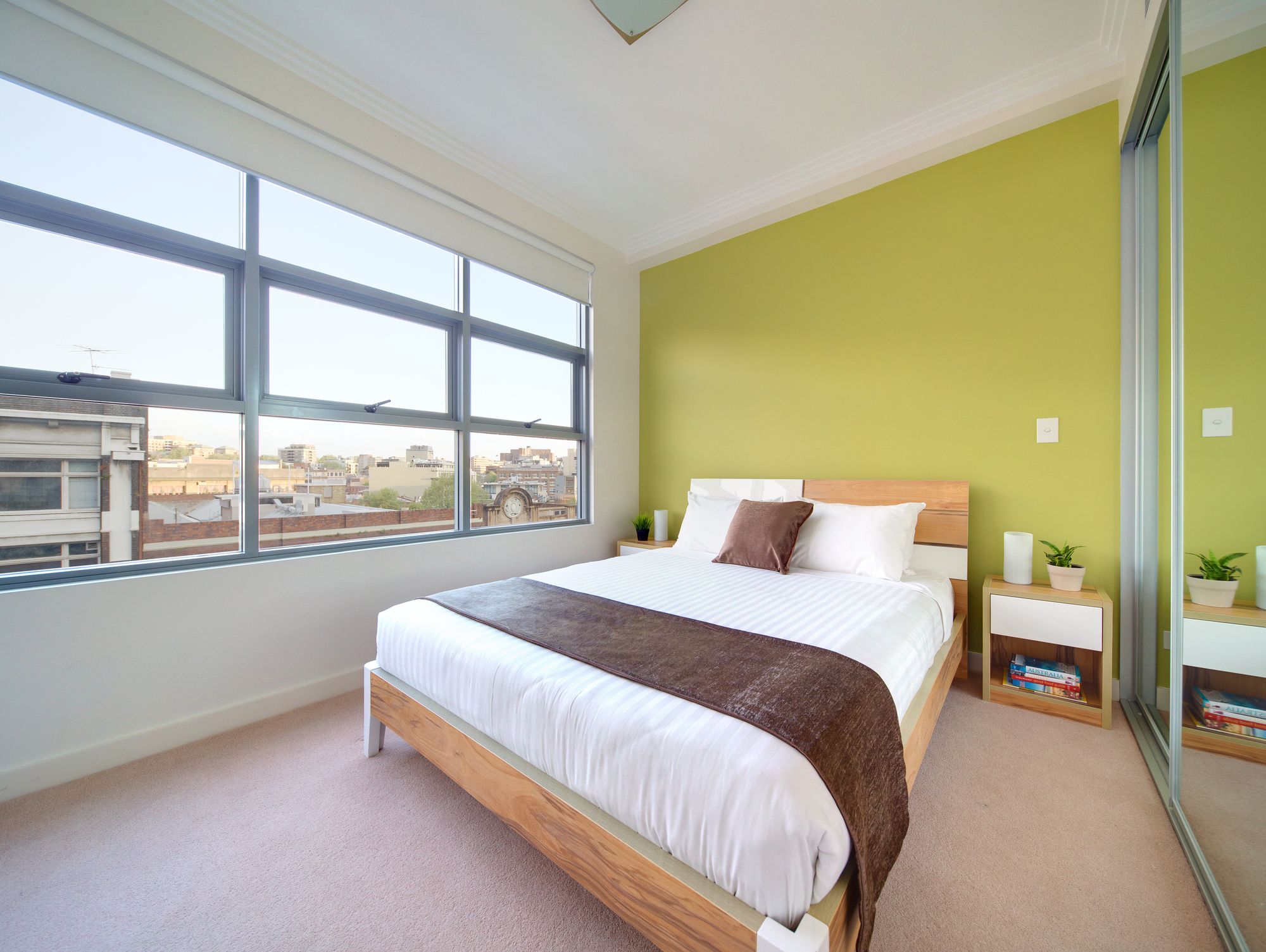 Zara Tower Hotel - Luxury Suites and Apartments