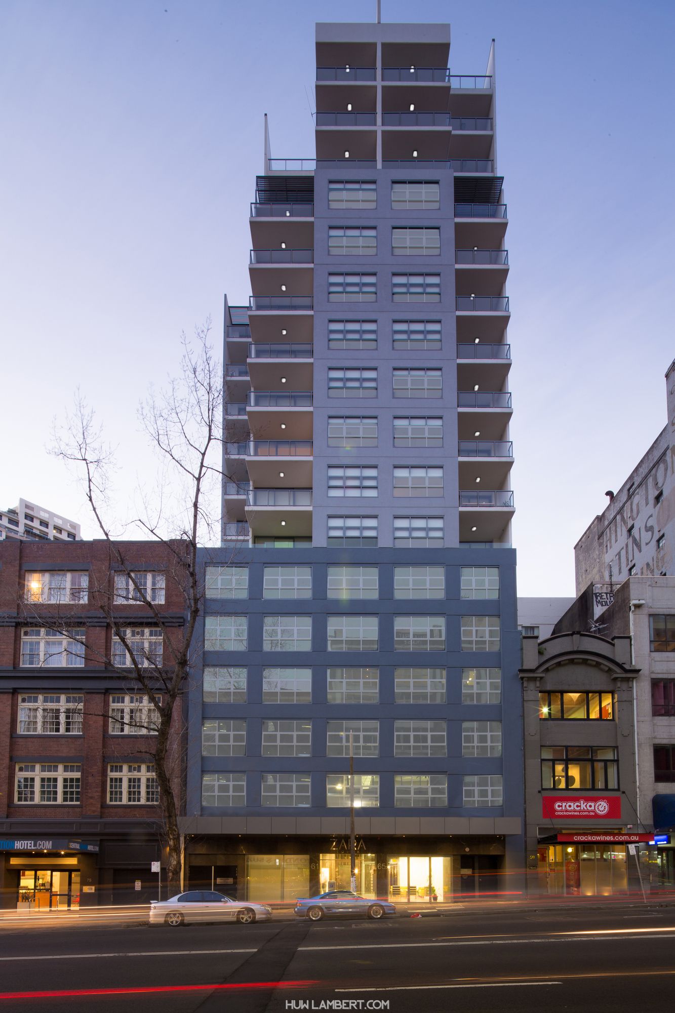 Zara Tower Hotel - Luxury Suites and Apartments