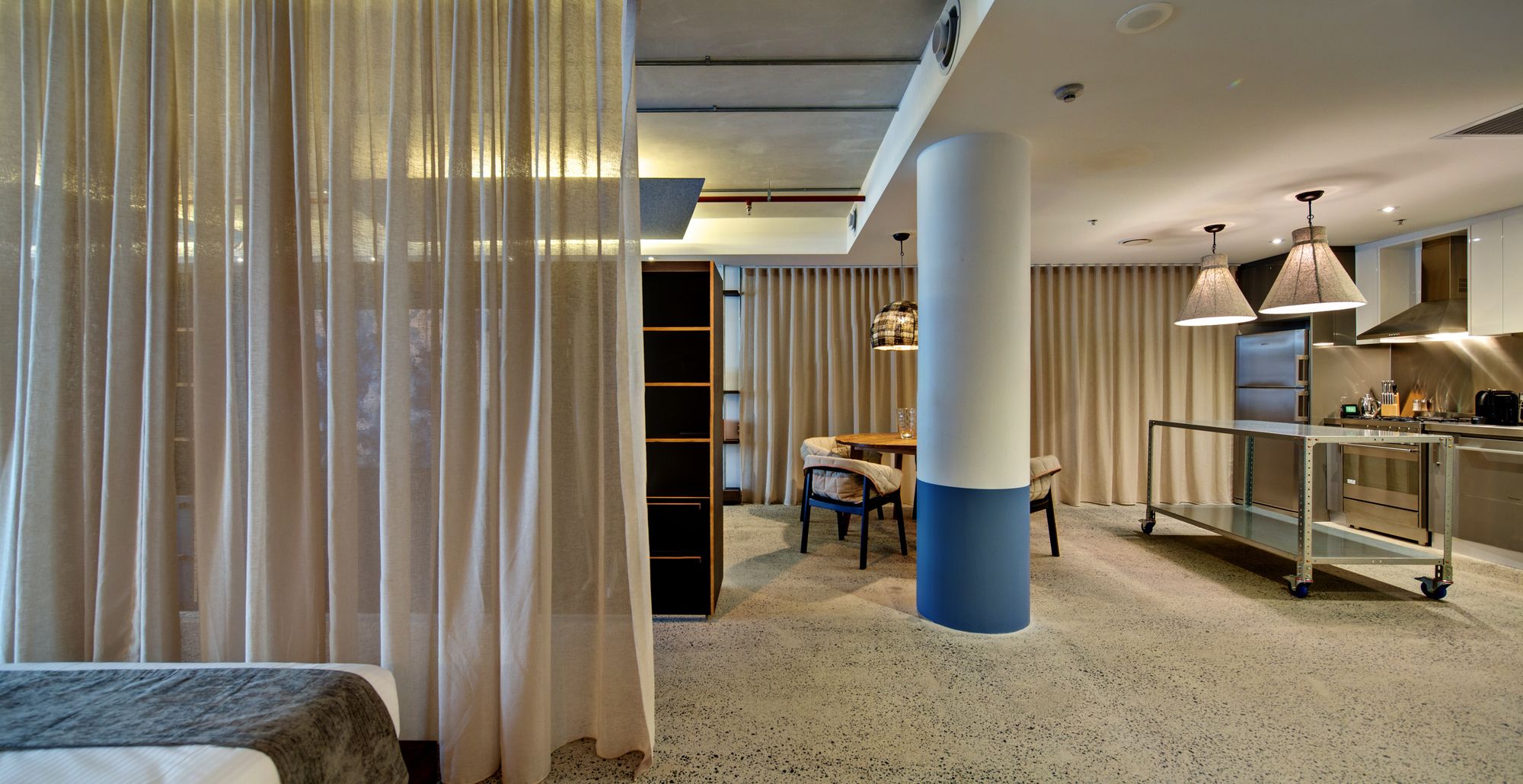 Zara Tower Hotel - Luxury Suites and Apartments