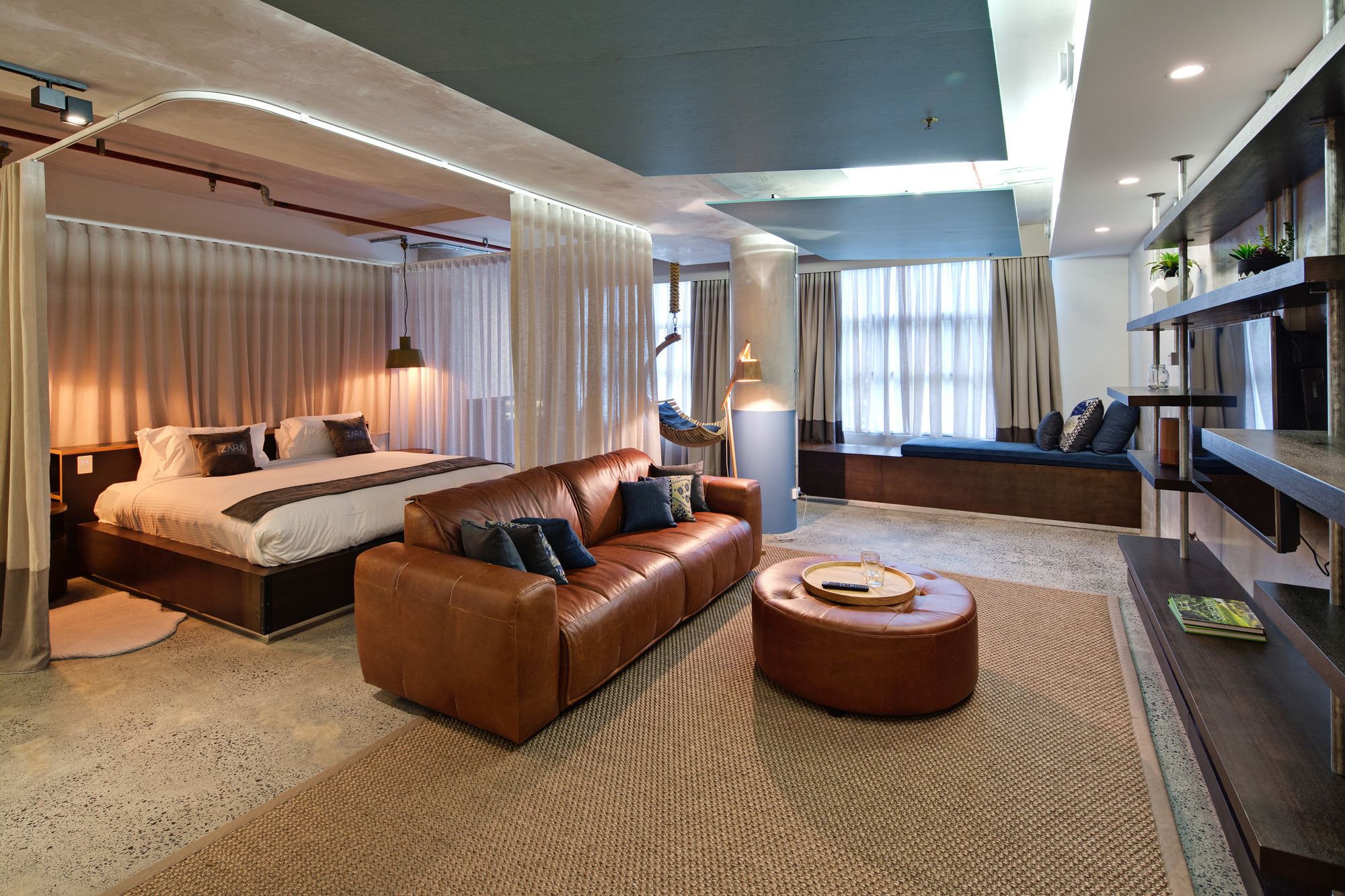 Zara Tower Hotel - Luxury Suites and Apartments