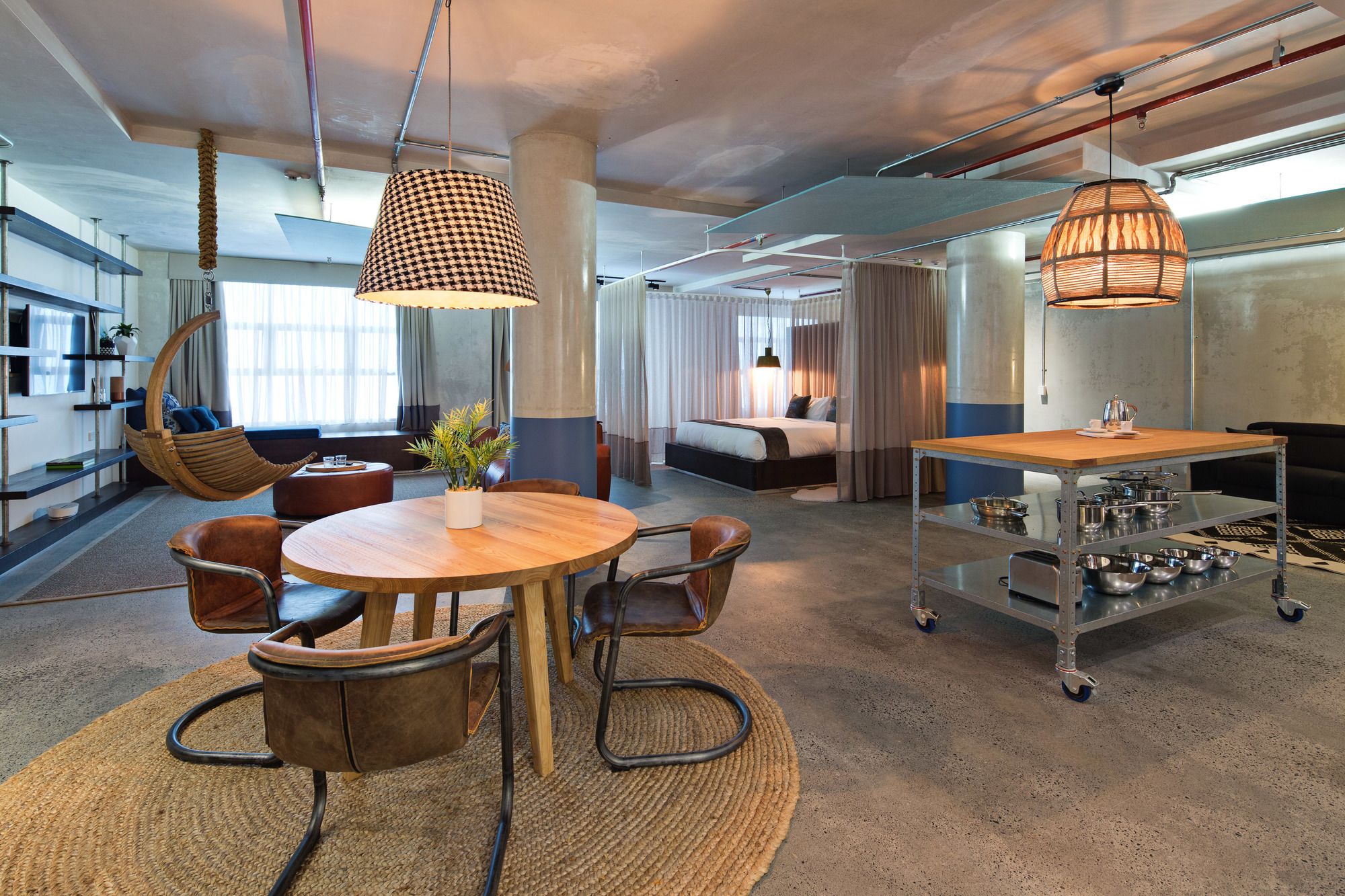 Zara Tower Hotel - Luxury Suites and Apartments