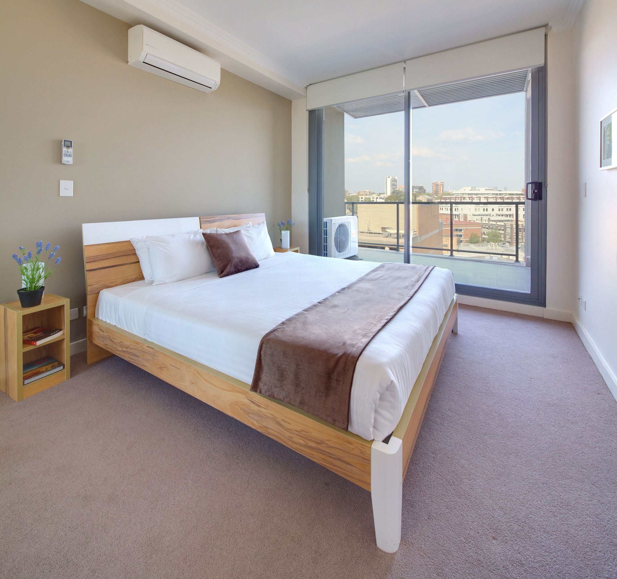 Zara Tower Hotel - Luxury Suites and Apartments