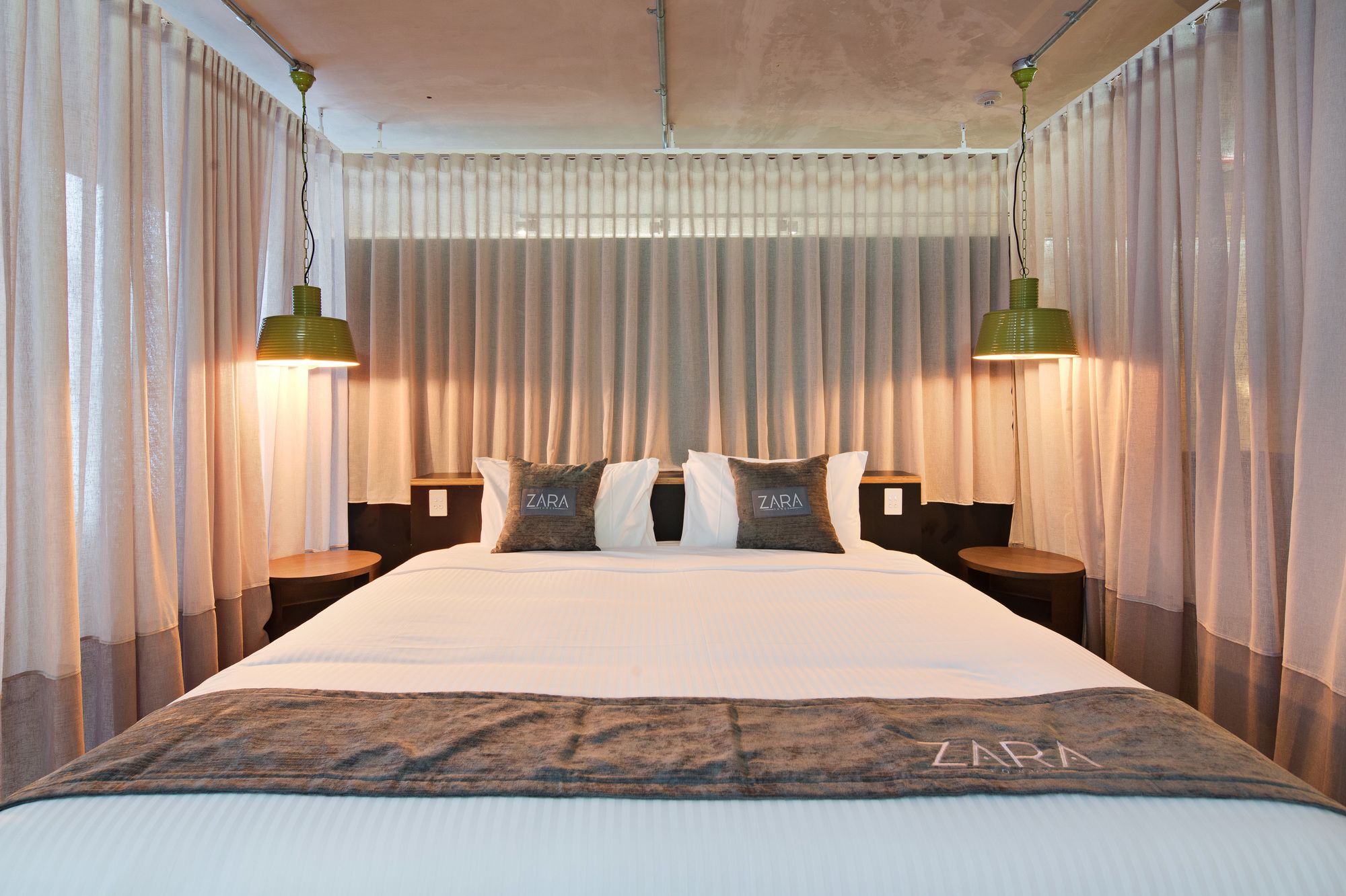 Zara Tower Hotel - Luxury Suites and Apartments
