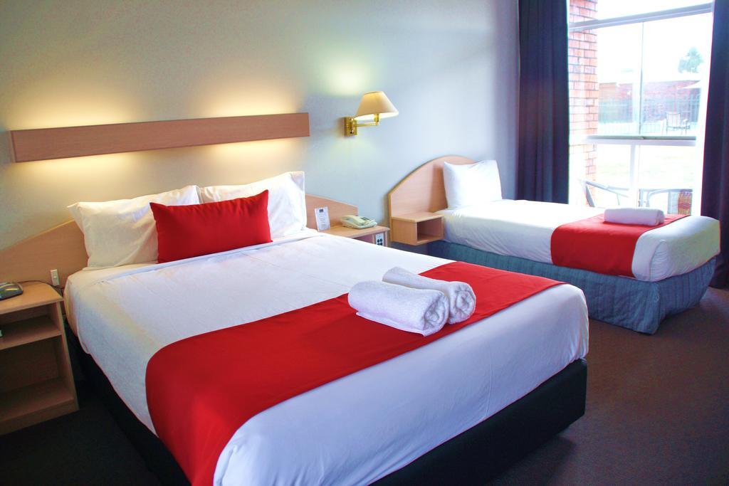 Redhill Tamworth Motor Inn & Conference Centre