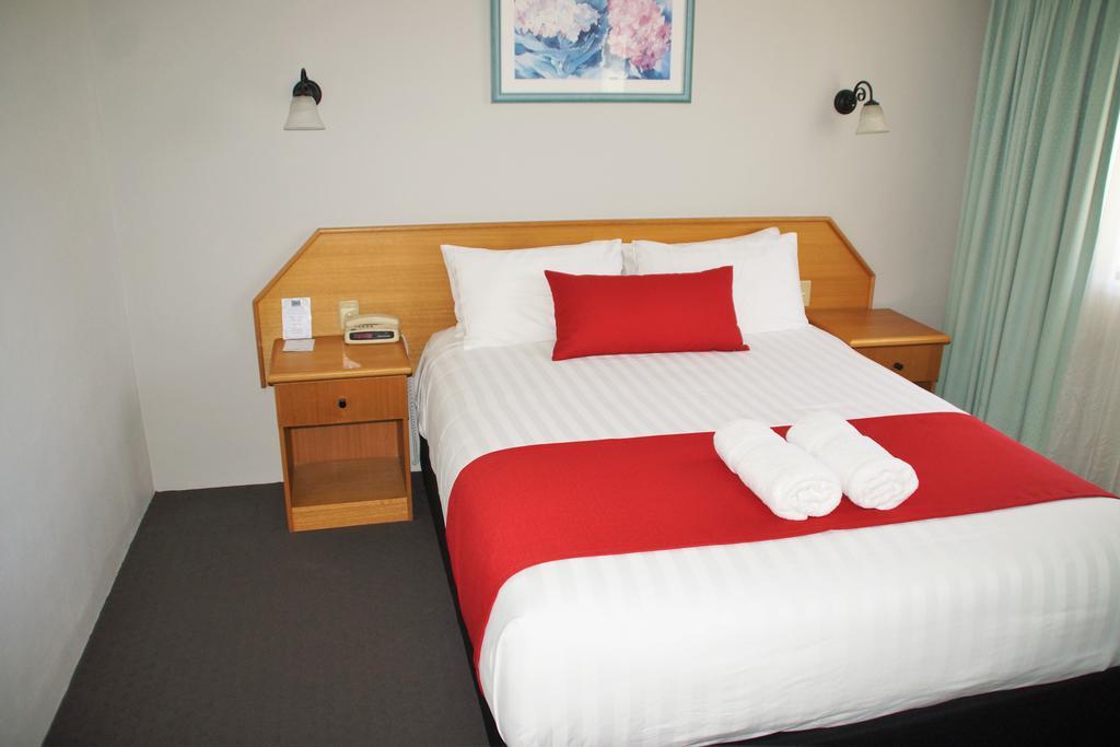 Redhill Tamworth Motor Inn & Conference Centre