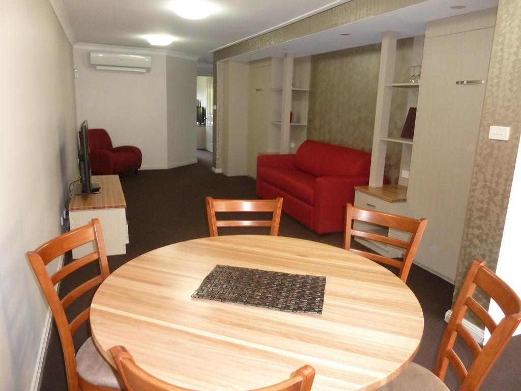 The Aston Motel - Tamworth