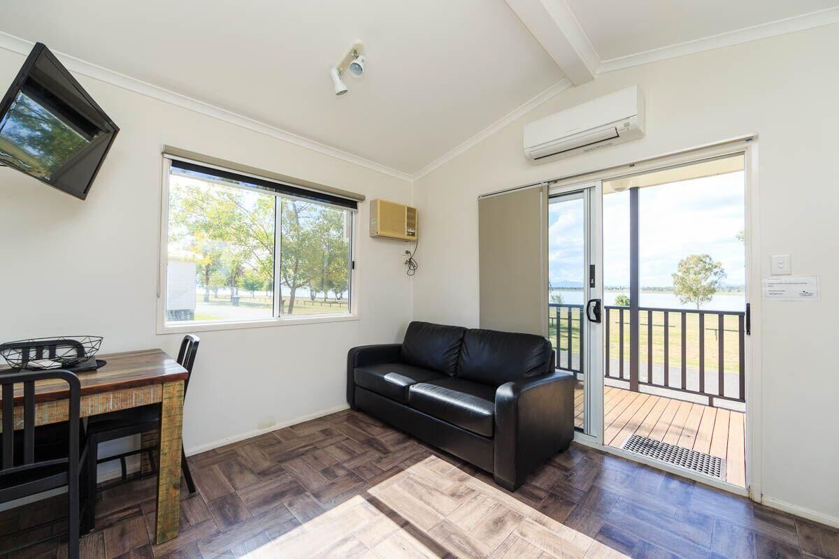 Reflections Lake Keepit Holiday Park