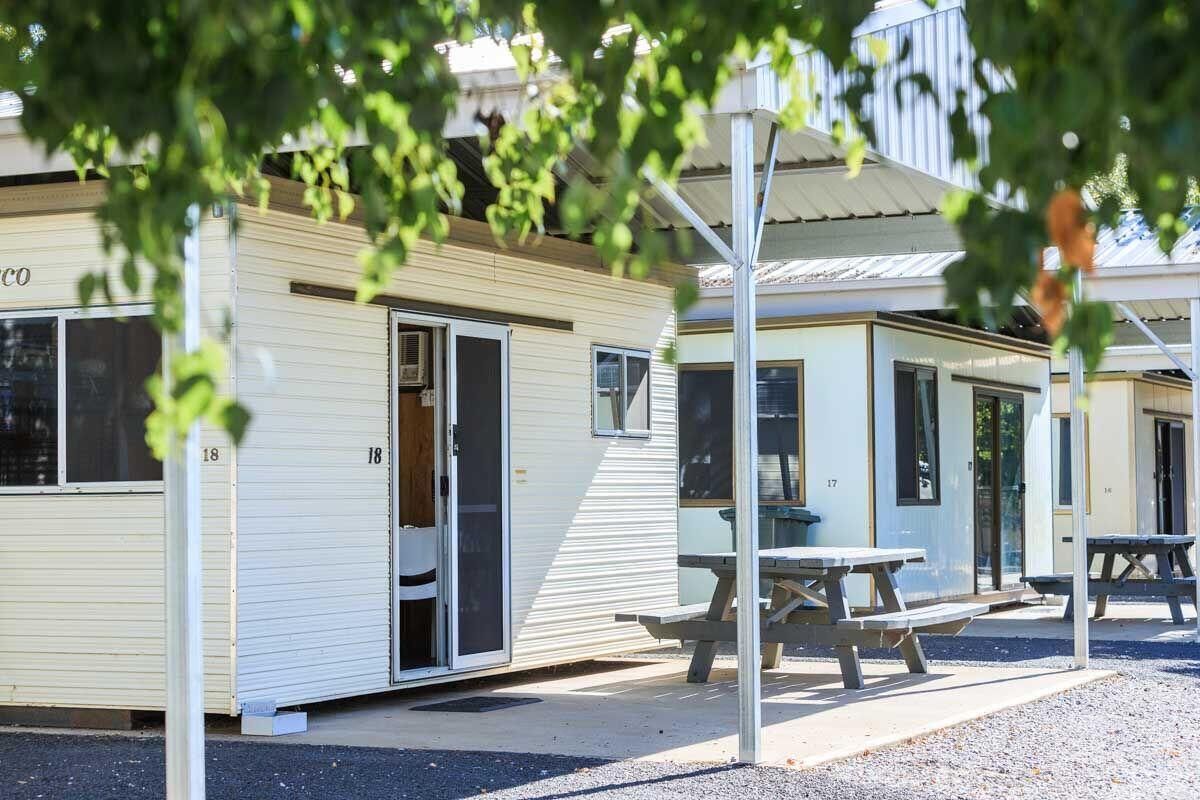 Reflections Lake Keepit Holiday Park