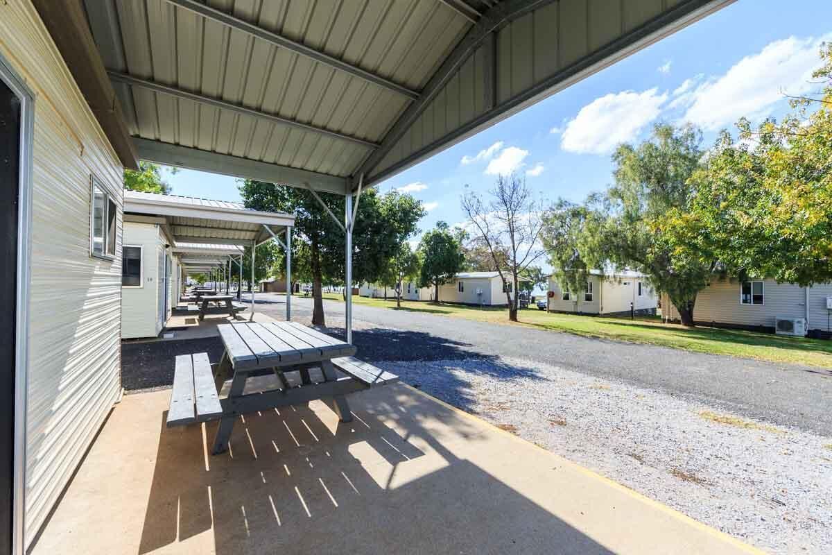 Reflections Lake Keepit Holiday Park