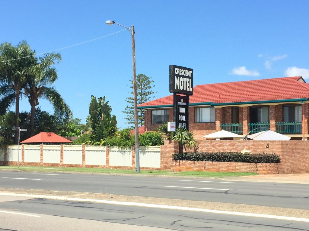 Crescent Motel